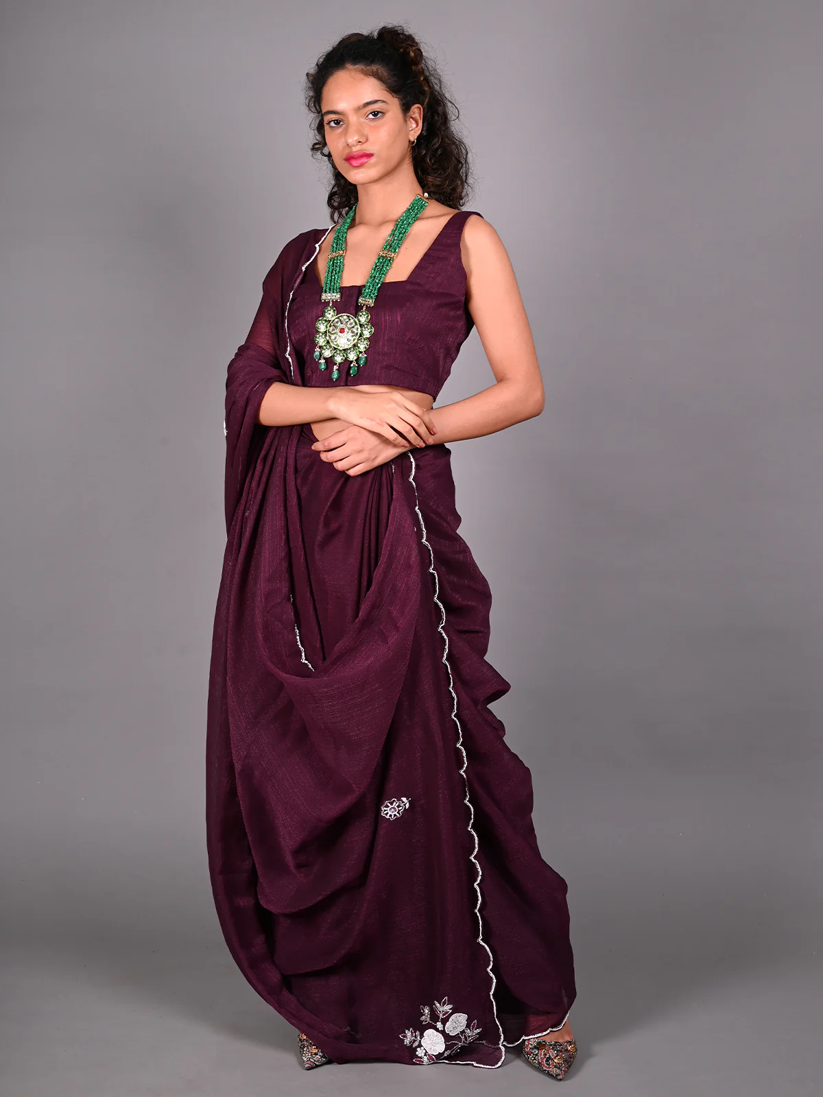 Odette Violet Silk Blend Embroidered Saree For Women - Image 2