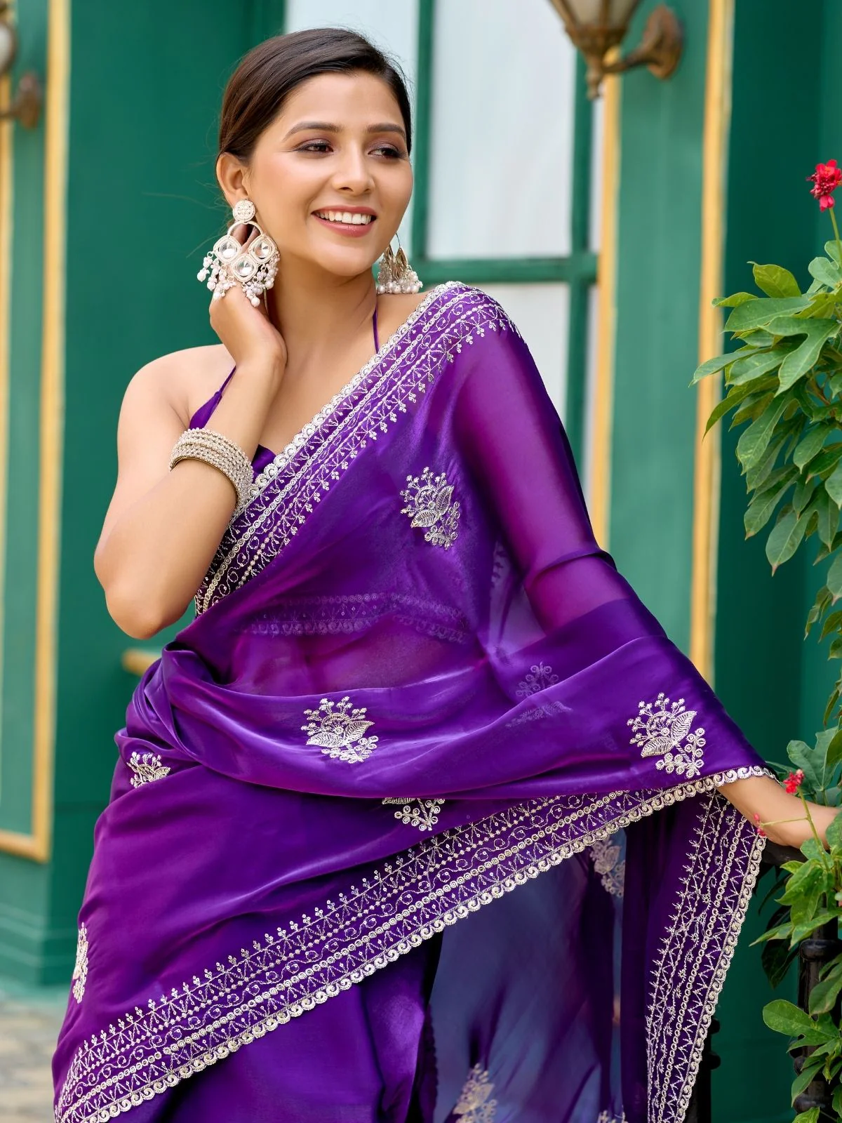 Odette Voilet Chiffon Embroidered Saree For Women - Image 4