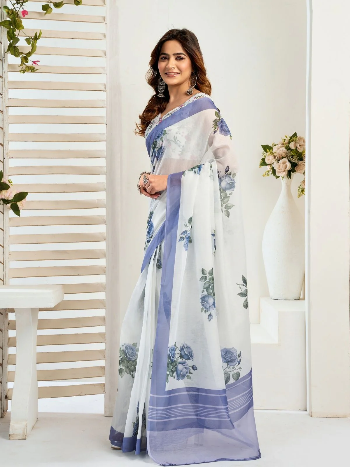 Odette White And Blue Cotton Linen Zari Work Saree For Women - Image 2