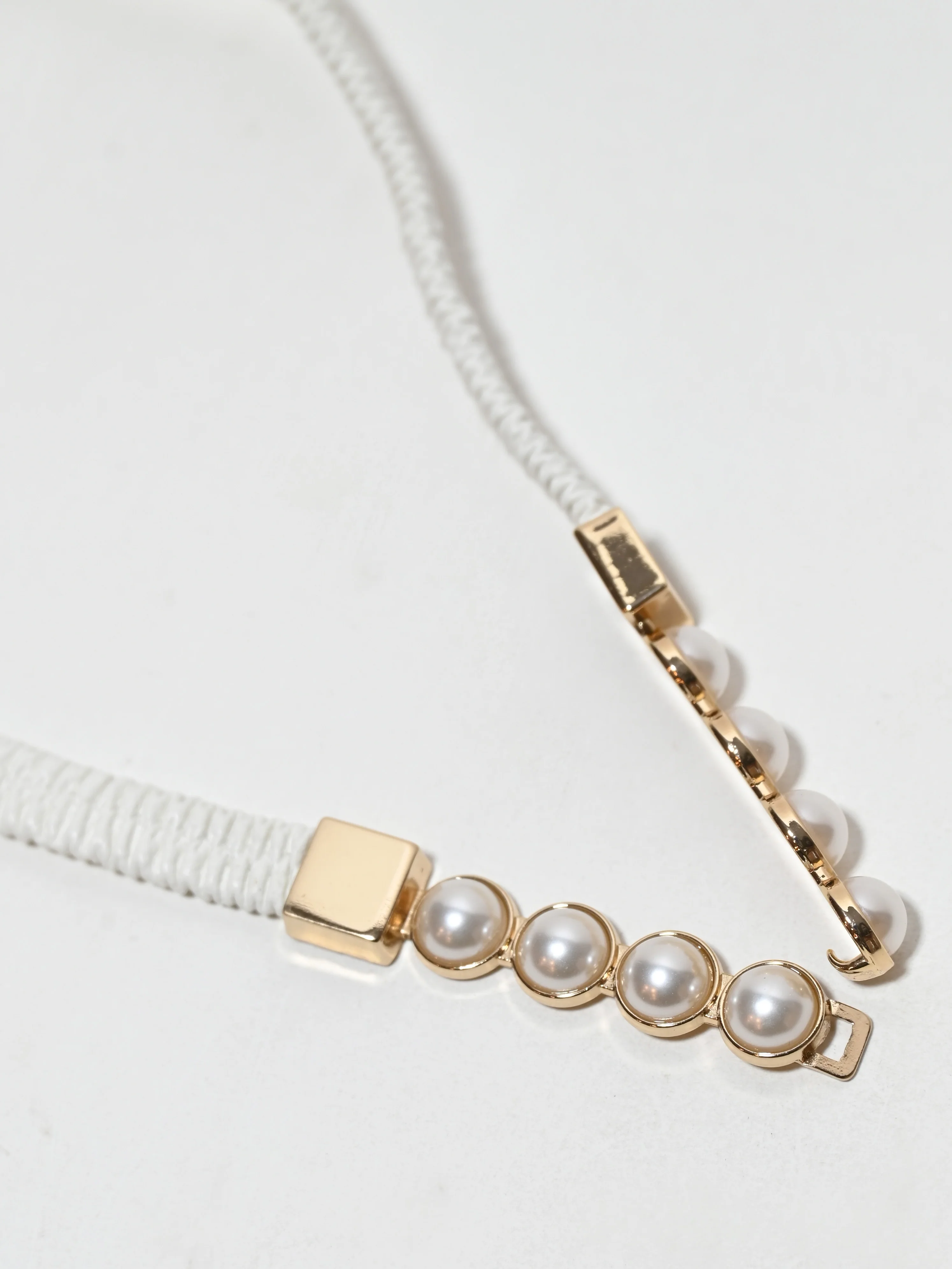 Odette White And Golden Elastic Pearl Belt For Women - Image 5