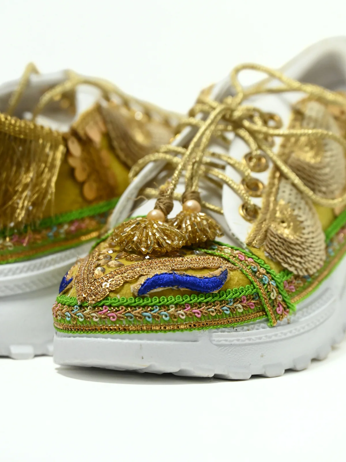 Odette White & Golden Lace Work Shoes For Women - Image 5
