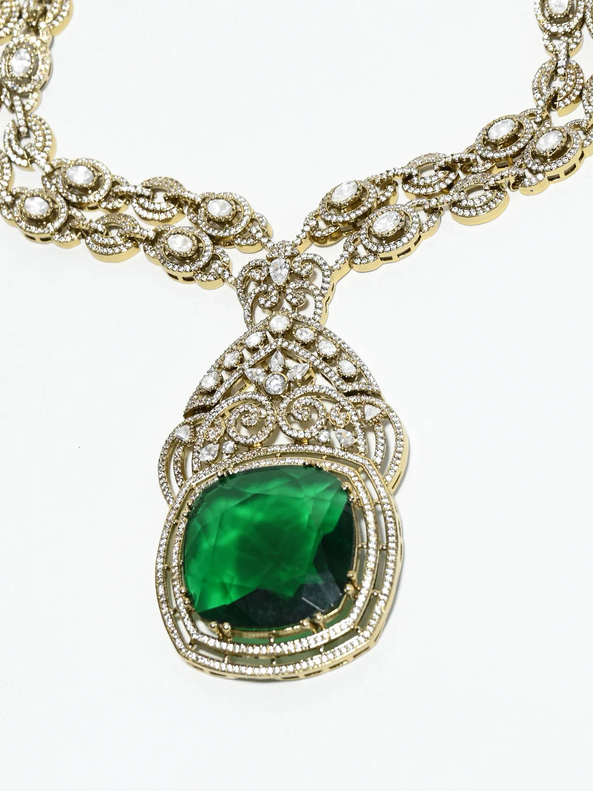 Odette White And Green Alloy Stone Jewellery Set For Women - Image 4