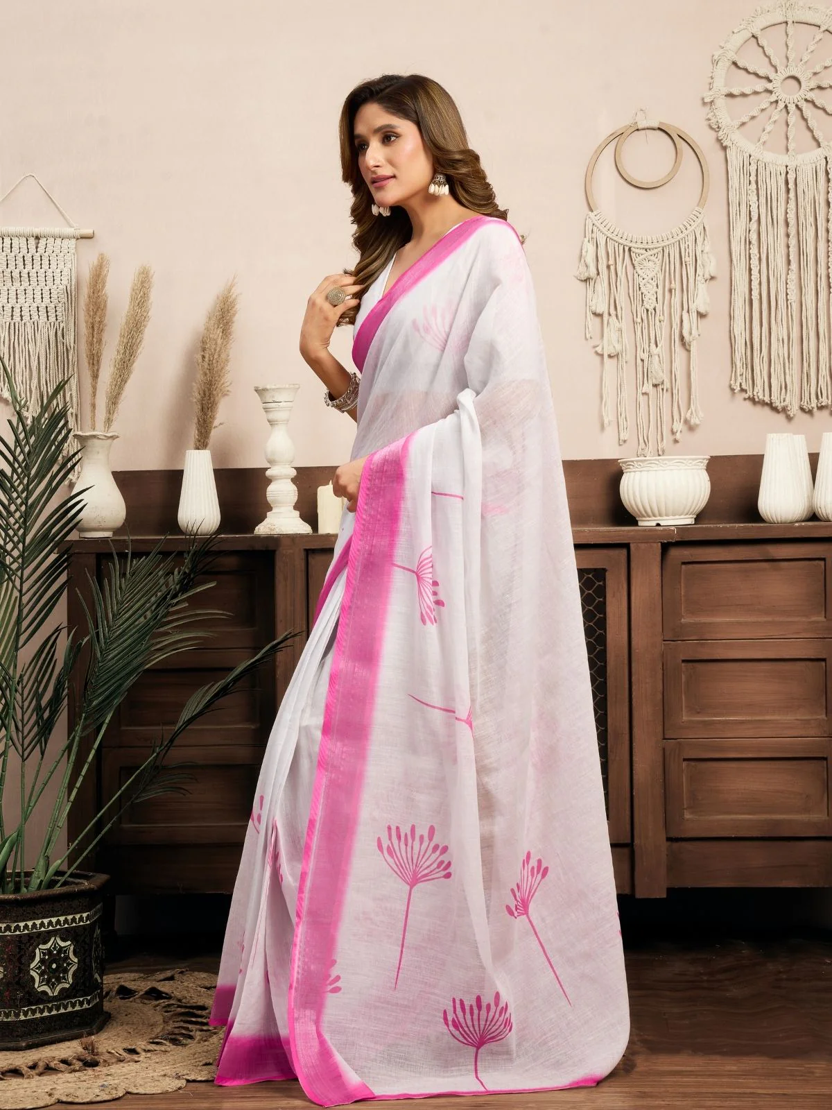 Odette White And Pink Cotton Linen Zari Work Saree For Women - Image 2