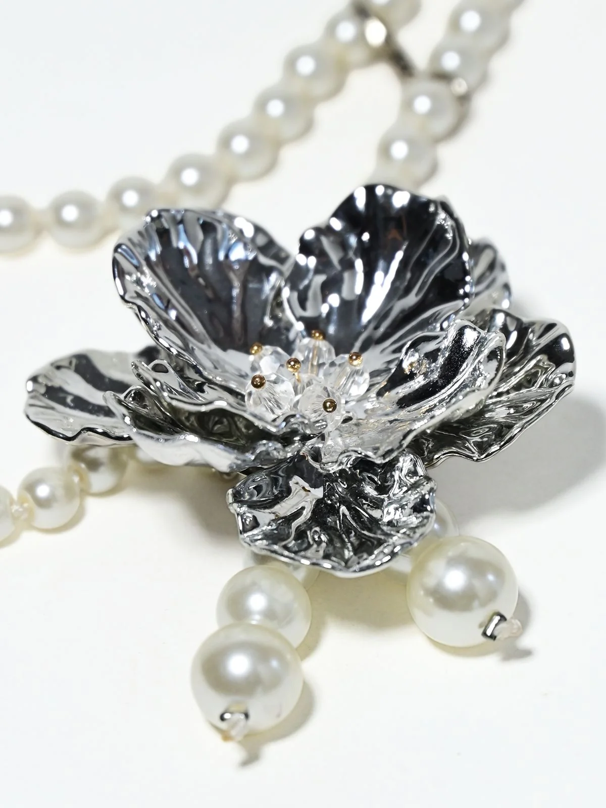 Odette White And Silver Alloy Embellished Neckpiece For Women - Image 5