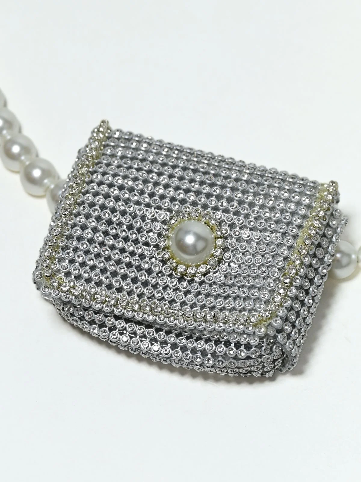 Odette White And Silver Alloy Pearl And Stone Belt Bag For Women - Image 6