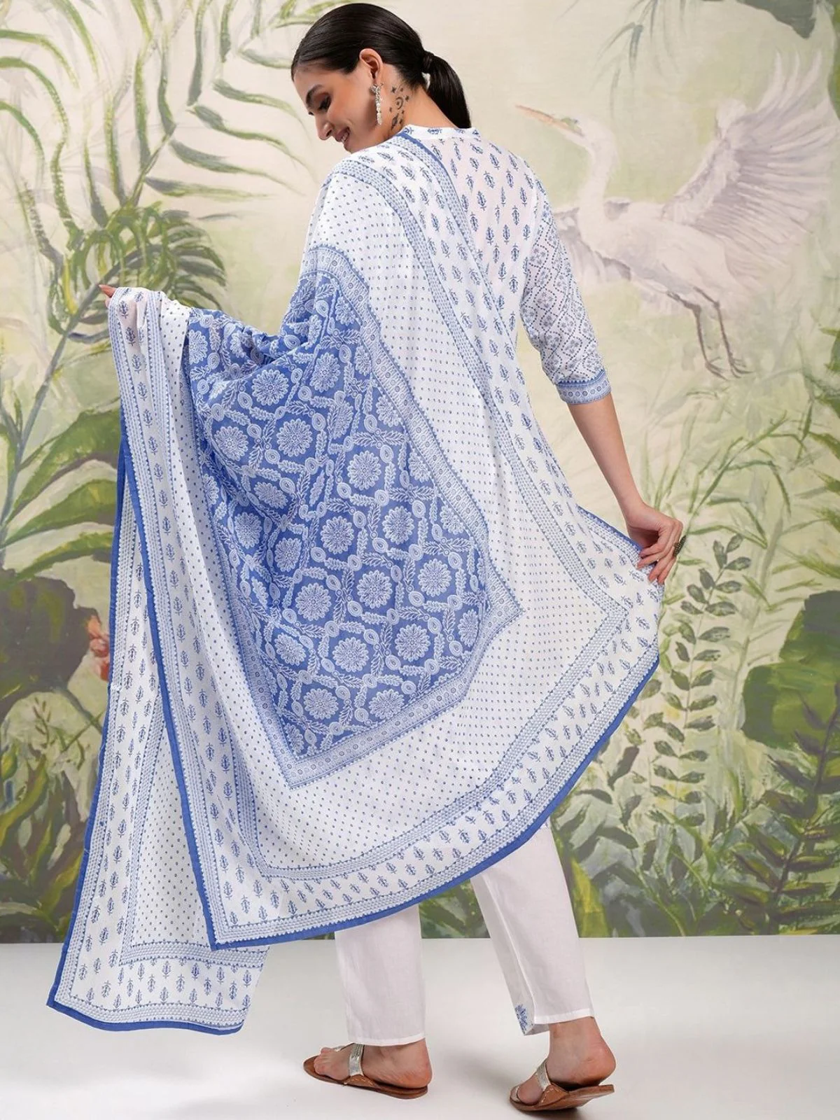 Odette White & Blue Viscose Printed Stiched Kurta Set For Women - Image 4