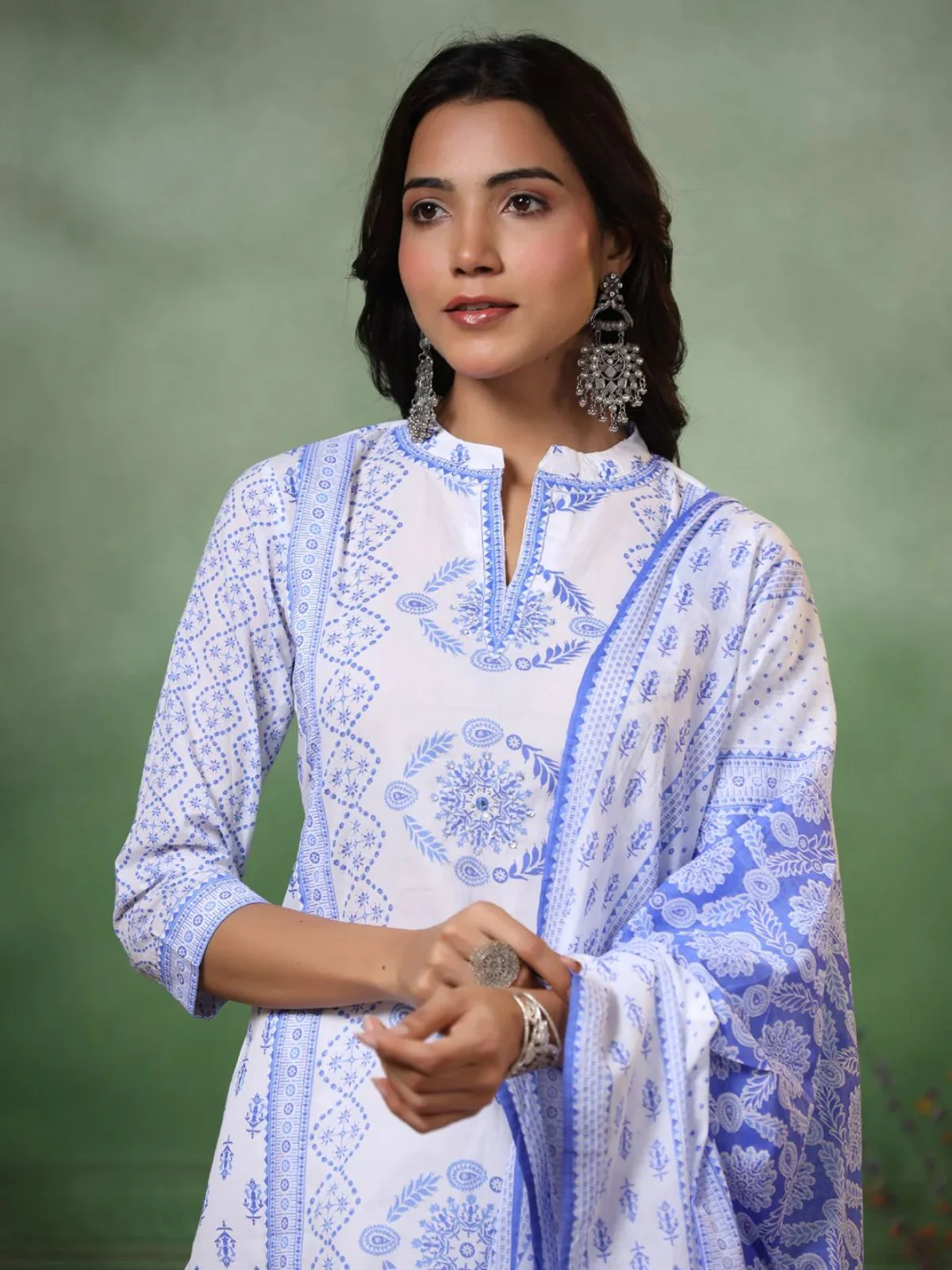 Odette White & Blue Viscose Printed Stiched Kurta Set For Women - Image 5