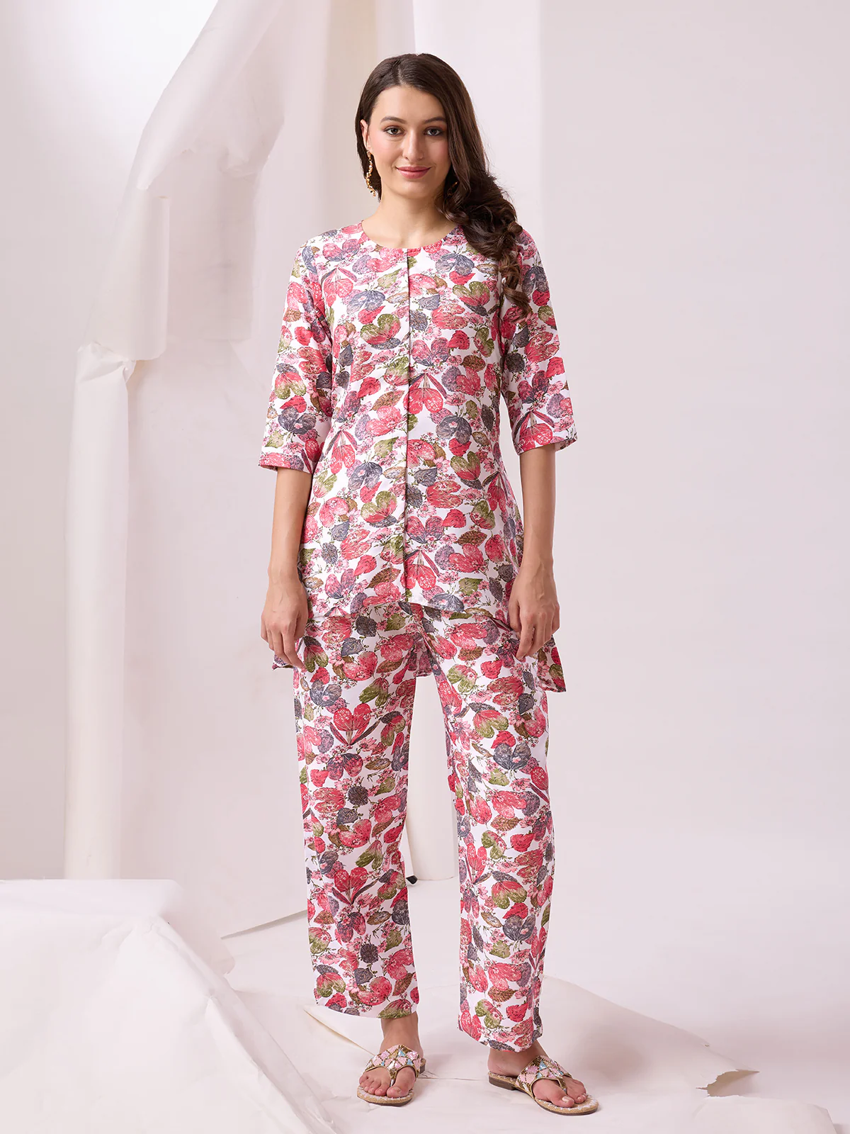 Odette White Cotton Printed Co-ord set For Women - Image 3
