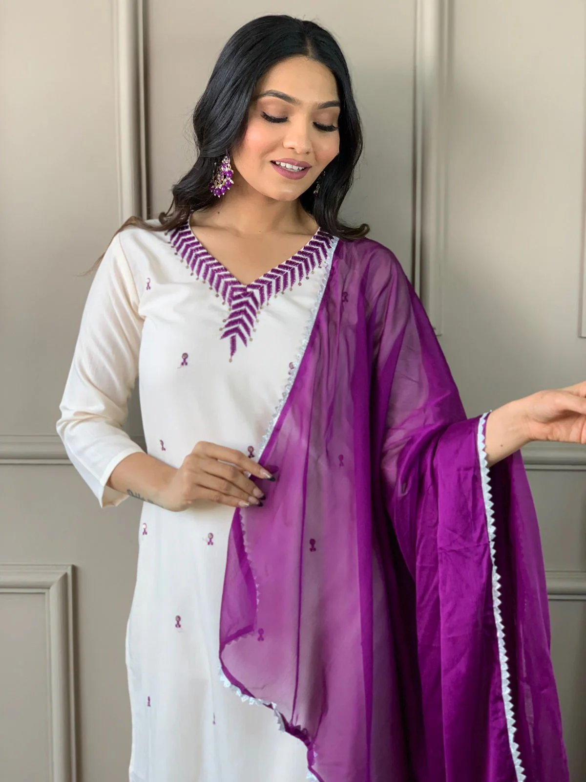 Odette White Embroidered Rayon Stitched Kurta Set For Women - Image 3