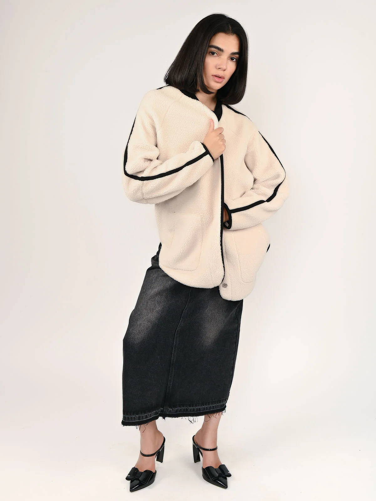 Odette White Faux Fur Solid Jacket For Women - Image 5