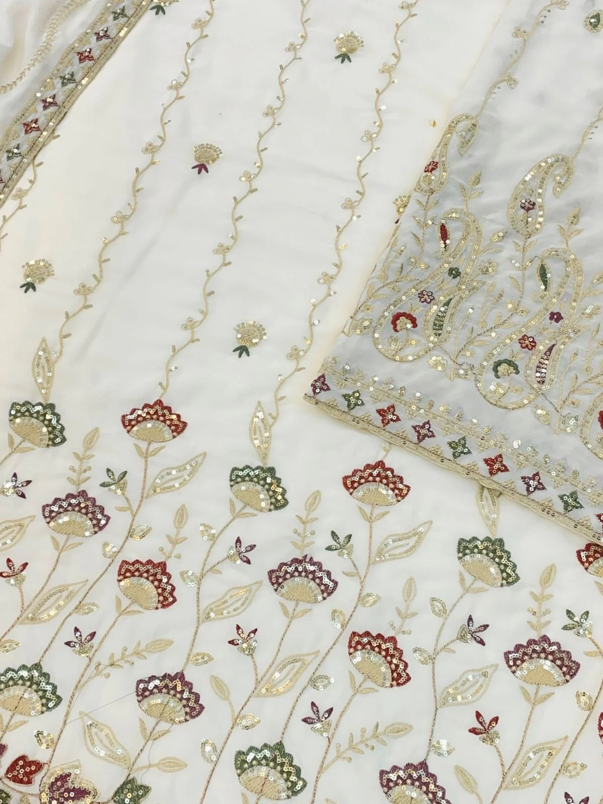 Odette White Georgette Embroidered Semi-Sitched Kurta Set For Women - Image 3