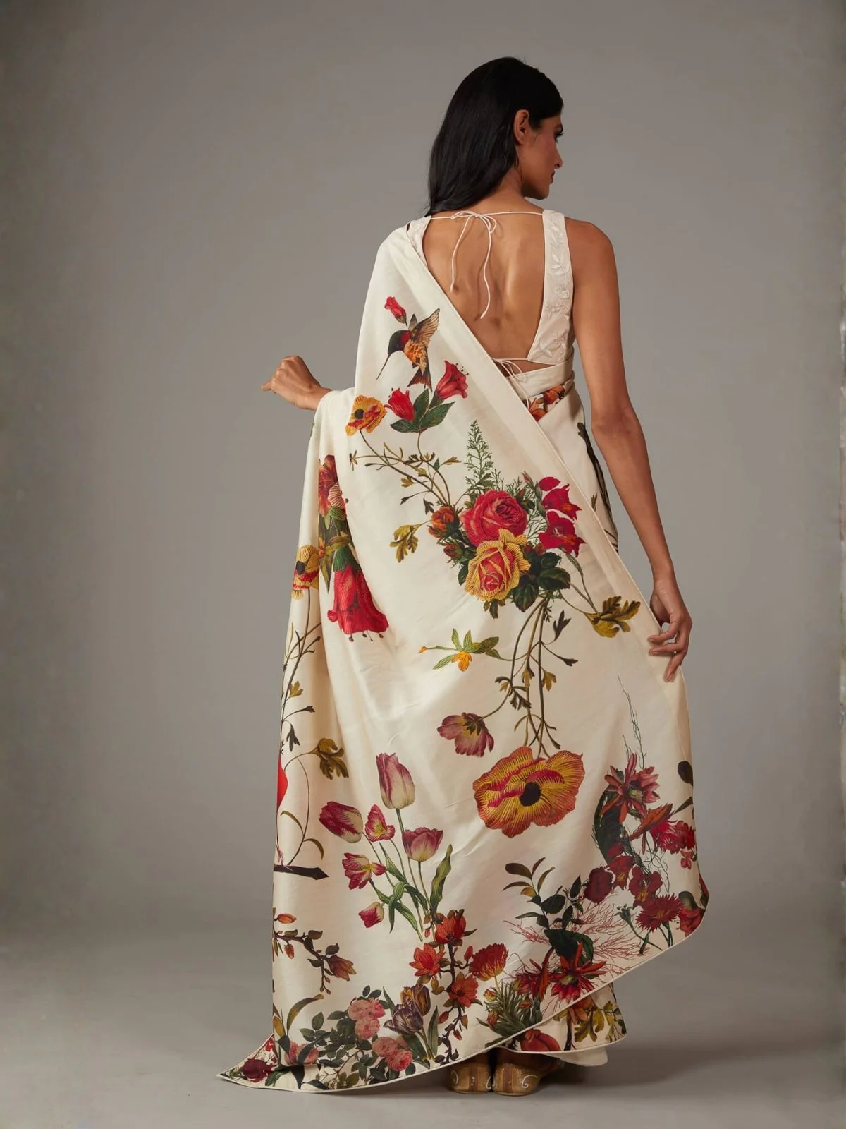Odette White Georgette Floral Print Saree For Women - Image 3