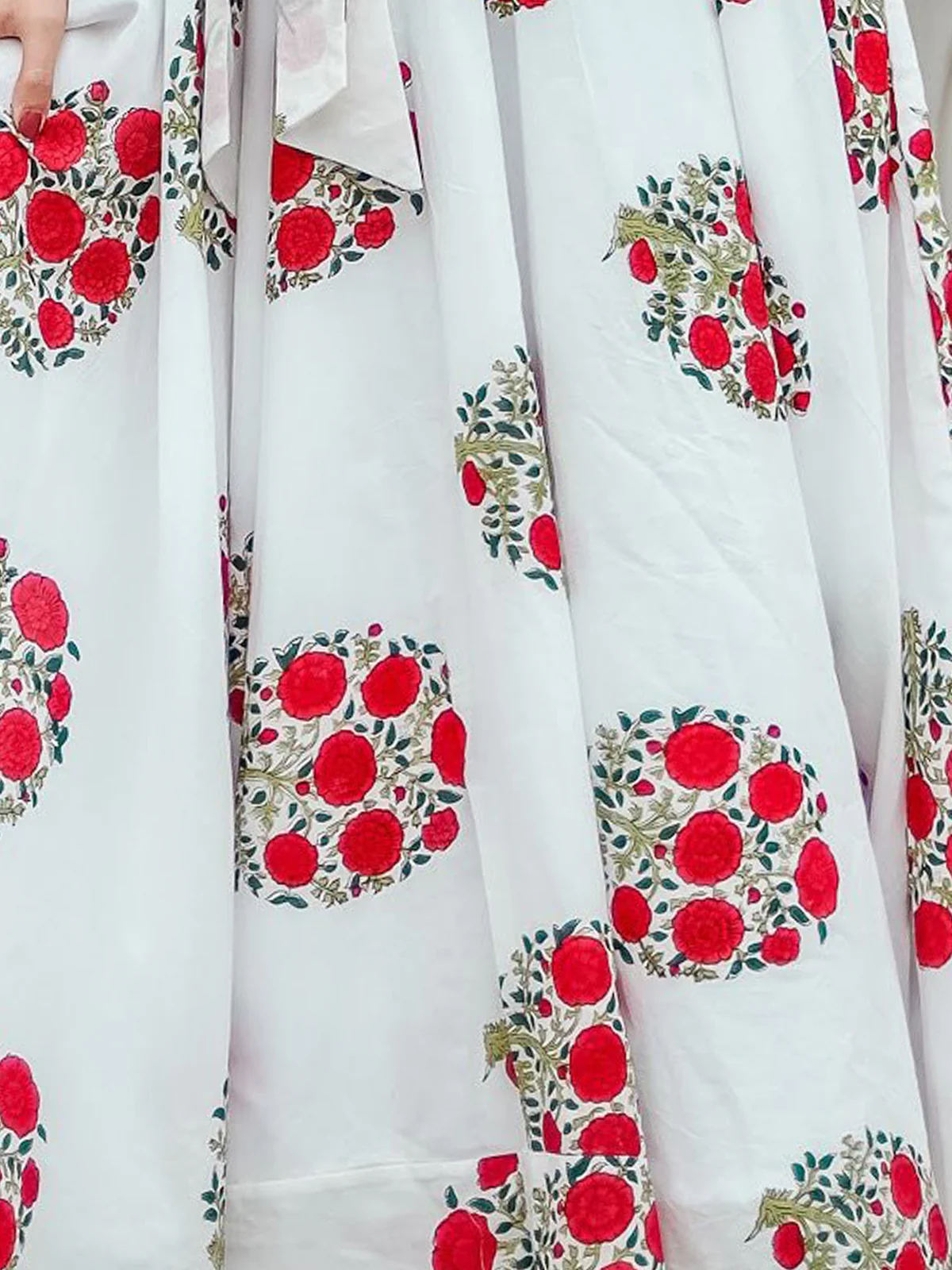 Odette White Muslin Printed Stitched Gown for Women - Image 6