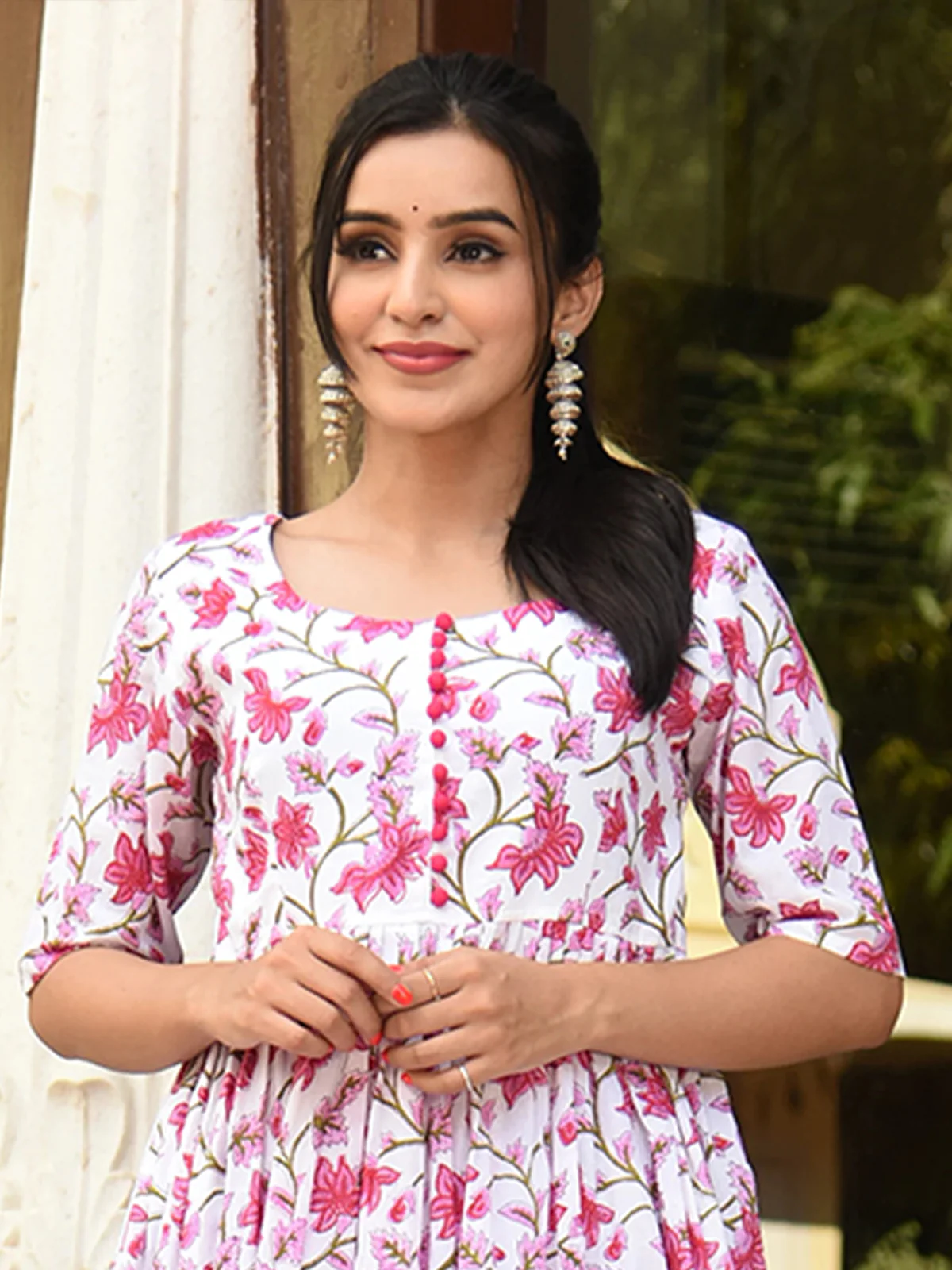 Odette White Muslin Printed Stitched Kurta Set For Women - Image 4