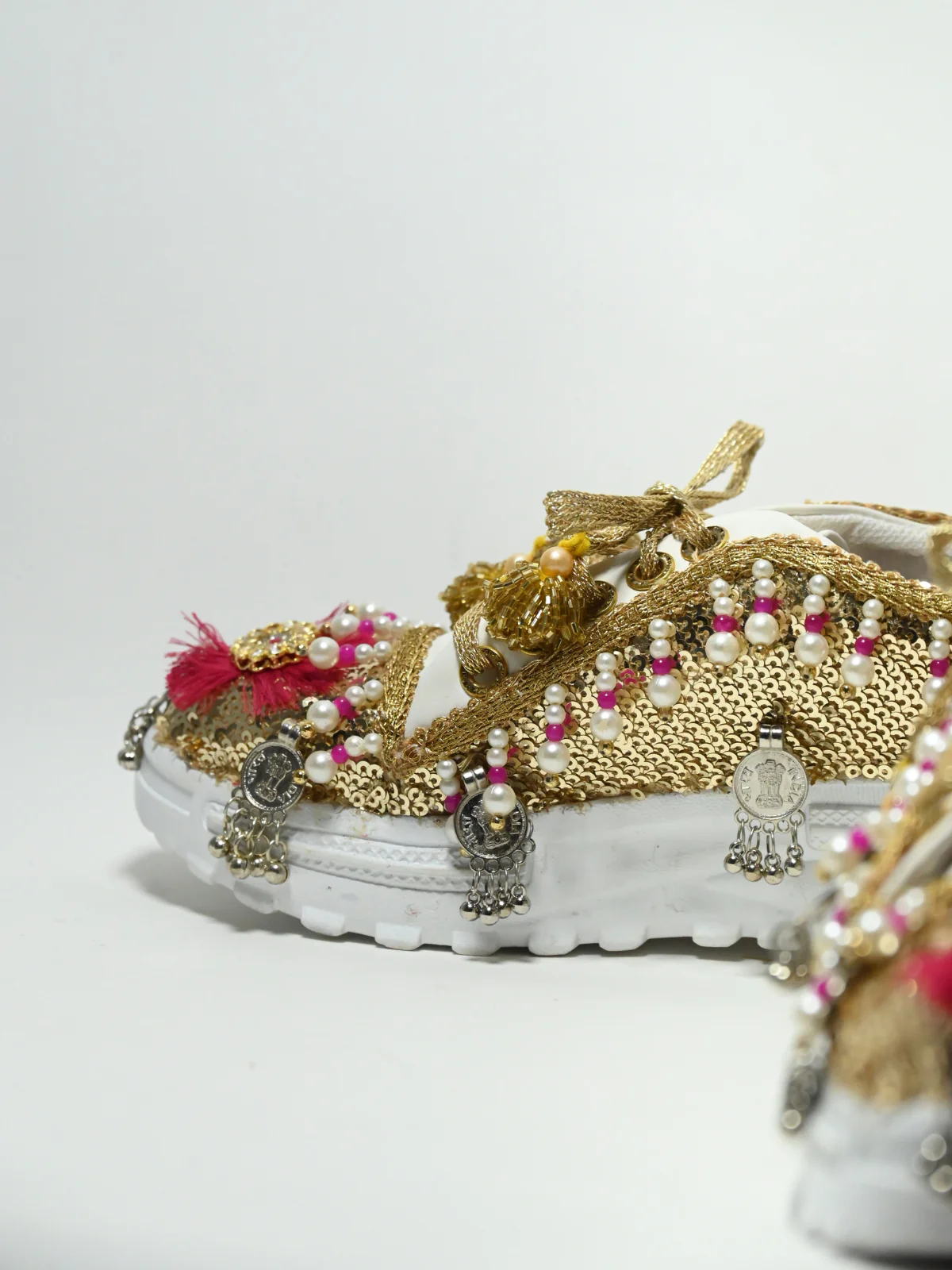 Odette White & Pink Embellished Shoes For Women - Image 5