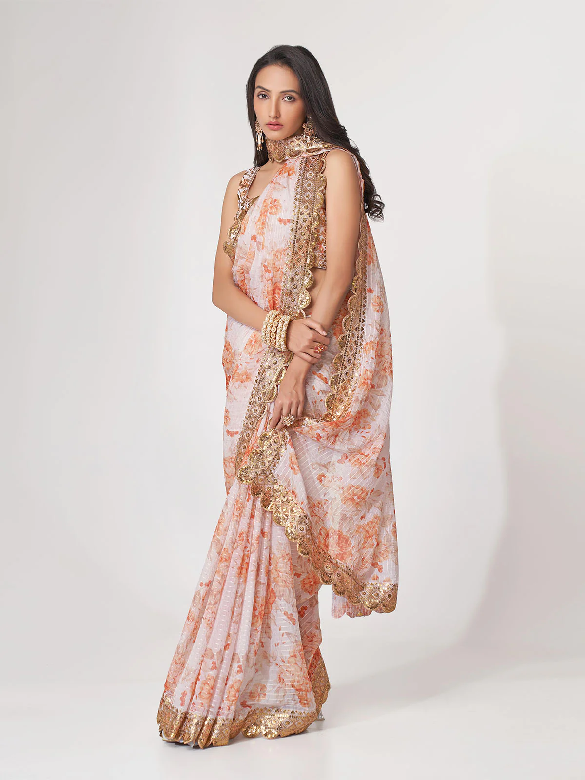 Odette White Printed Organza Saree With Unstitched Blouse For Women - Image 3