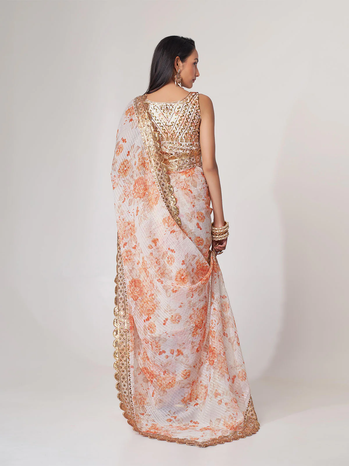 Odette White Printed Organza Saree With Unstitched Blouse For Women - Image 4
