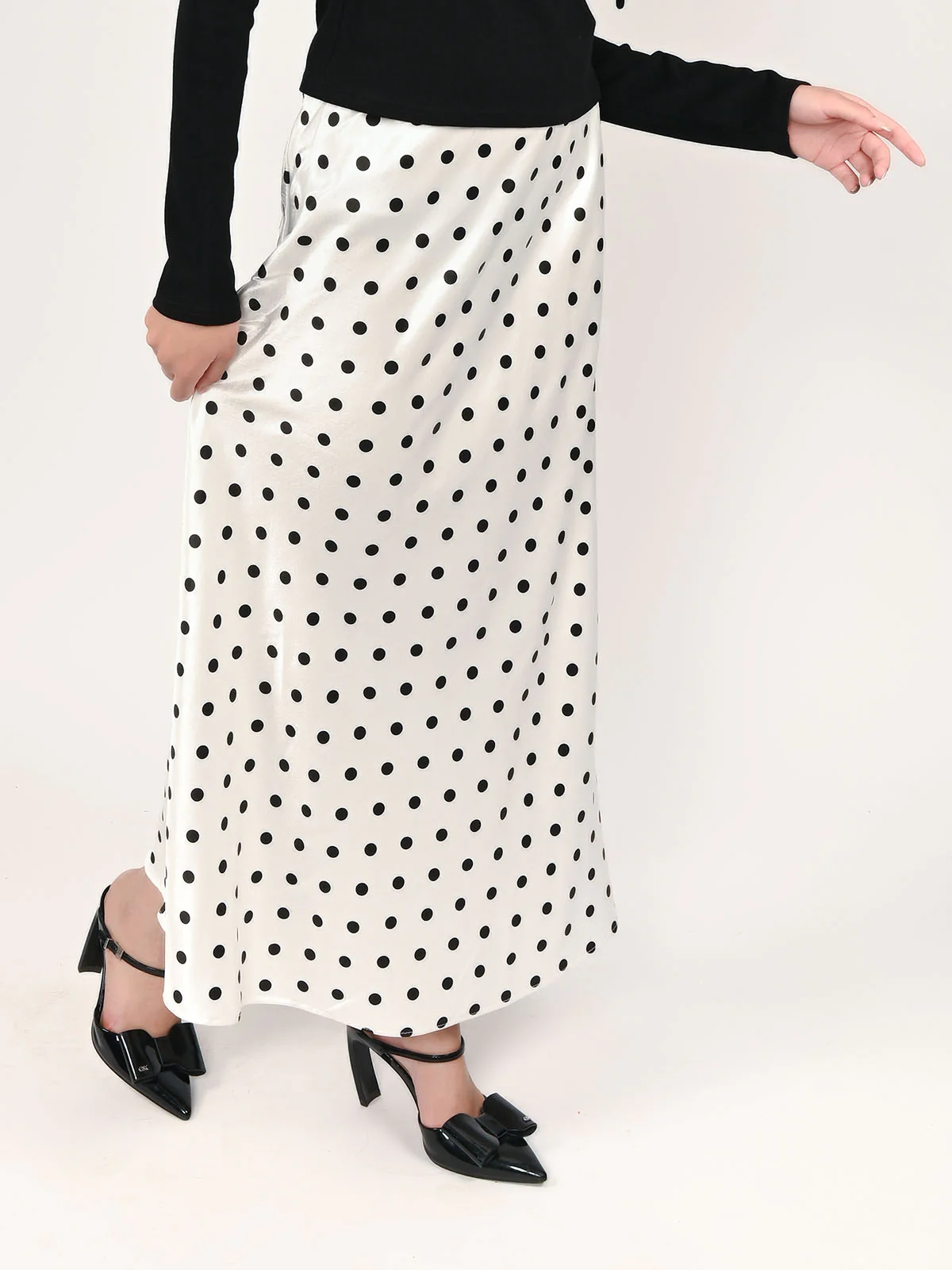 Odette White Satin Polka Dots Skirt For Women - Image 4