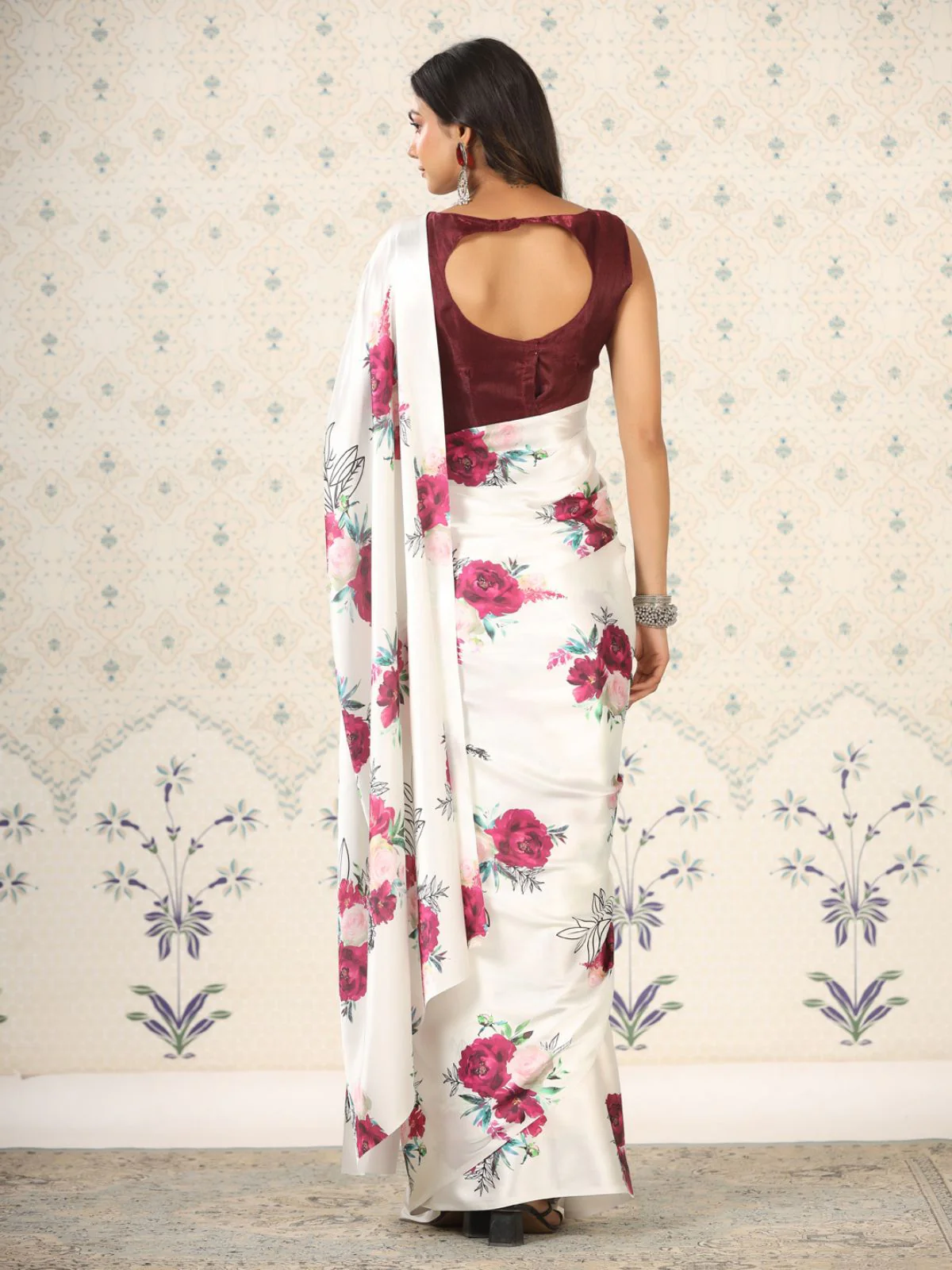 Odette White Satin Printed Saree With Unstitched Blouse For Women - Image 5