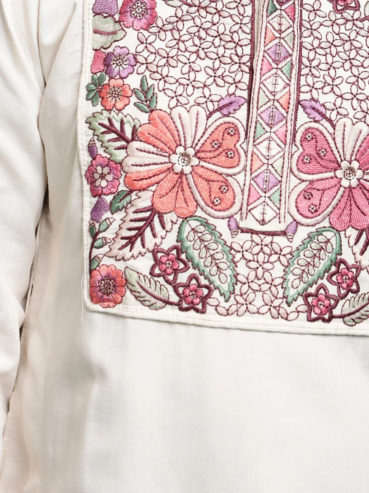 Odette White Viscose Silk Embroidered Stitched Kurta Set For Kids - Image 6
