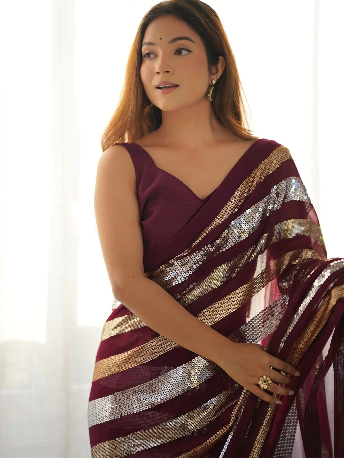 Odette Wine Georgette Sequins Saree With Unstitched Blouse For Women - Image 4