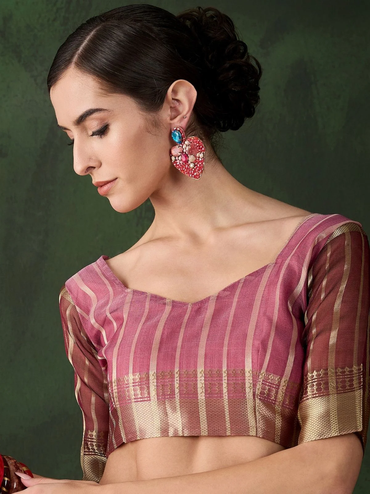 Odette Wine Organza Woven Saree With Unstitched Blouse For Women - Image 3