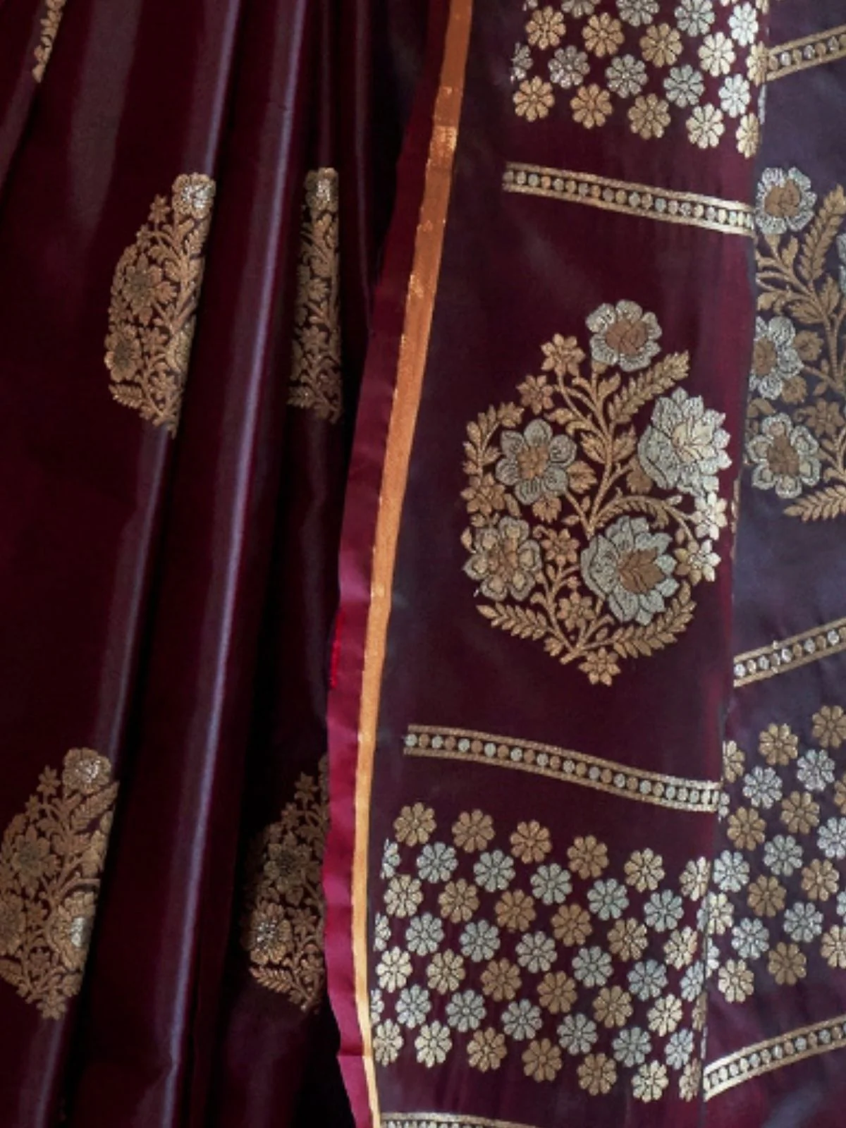 Odette Wine Satin Woven Saree With Unstitched Blouse For Women - Image 3