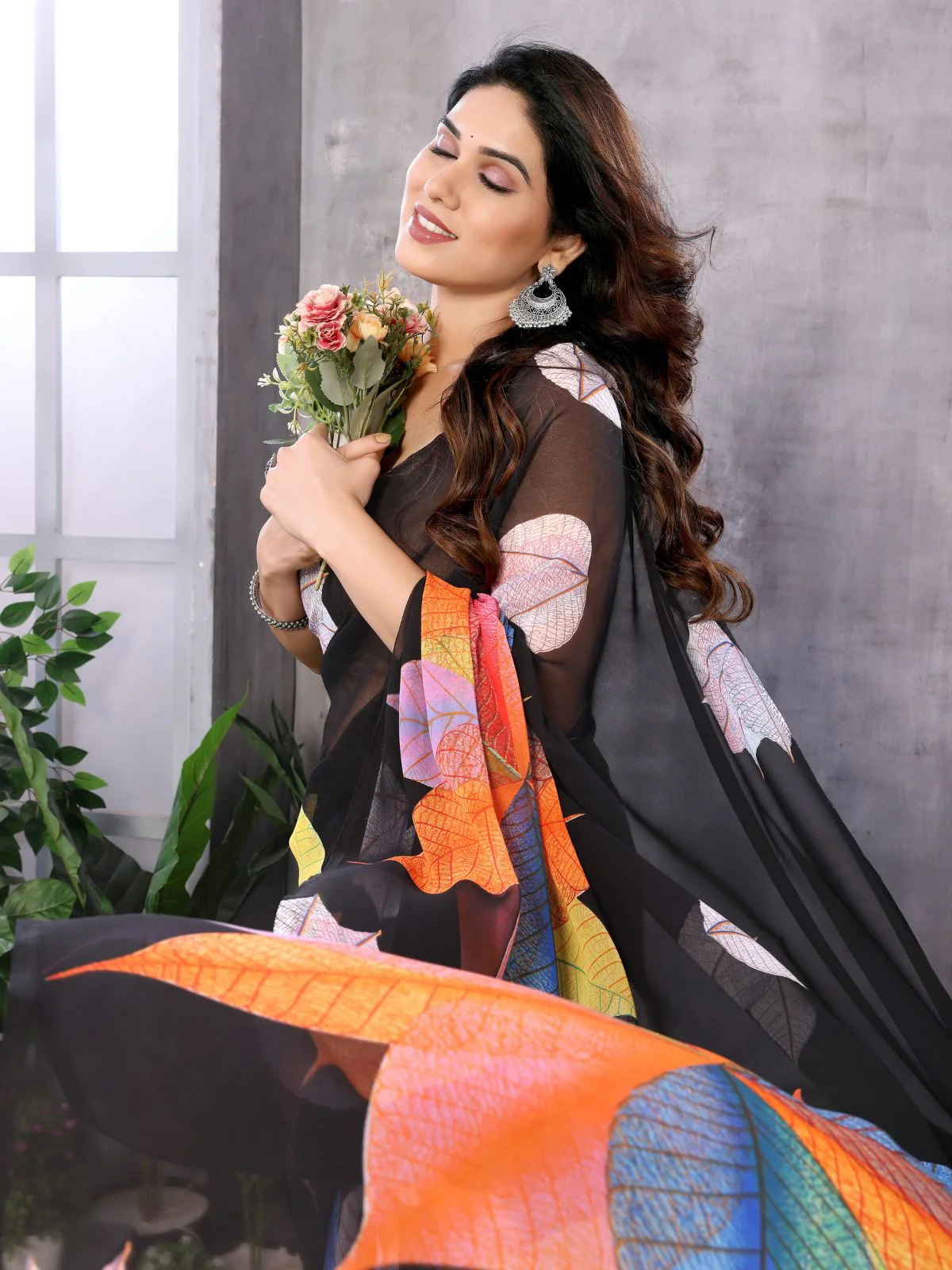 Odette Women Multicolor Georgette Printed Saree With Unstitched Blouse - Image 4