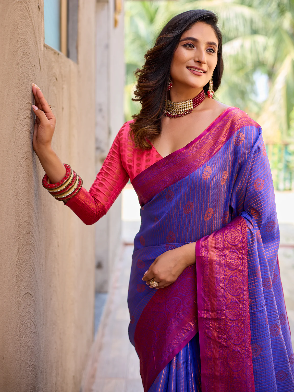 Odette Women's Blue Silk  Saree with unstitched Blouse - Image 3