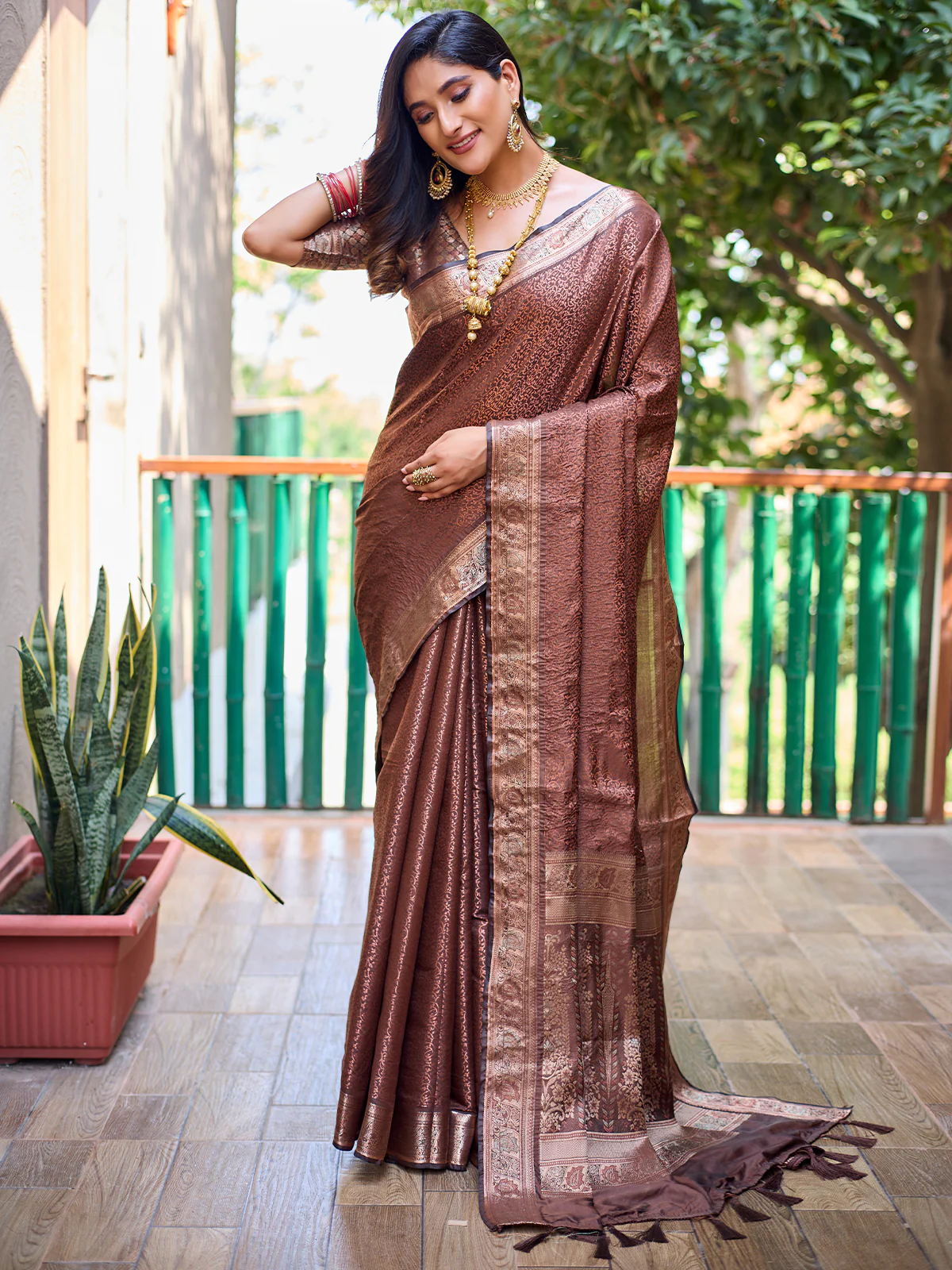Odette Women's Brown Silk  Saree with Unstitched Blouse - Image 2