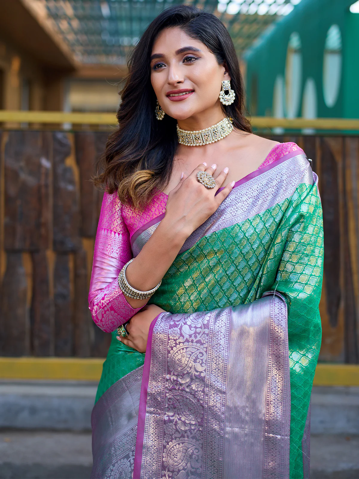 Odette Green Banarasi Silk  Saree with unstitched Blouse For Women - Image 3