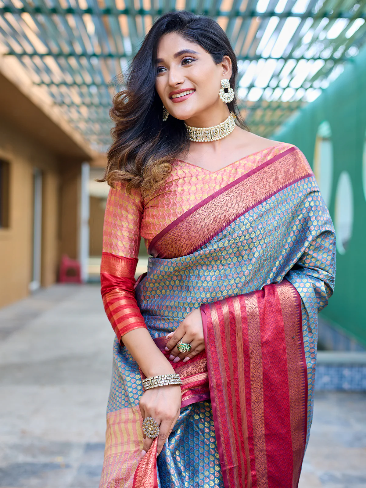 Odette Grey Silk  Saree with unstitched Blouse For Women - Image 3