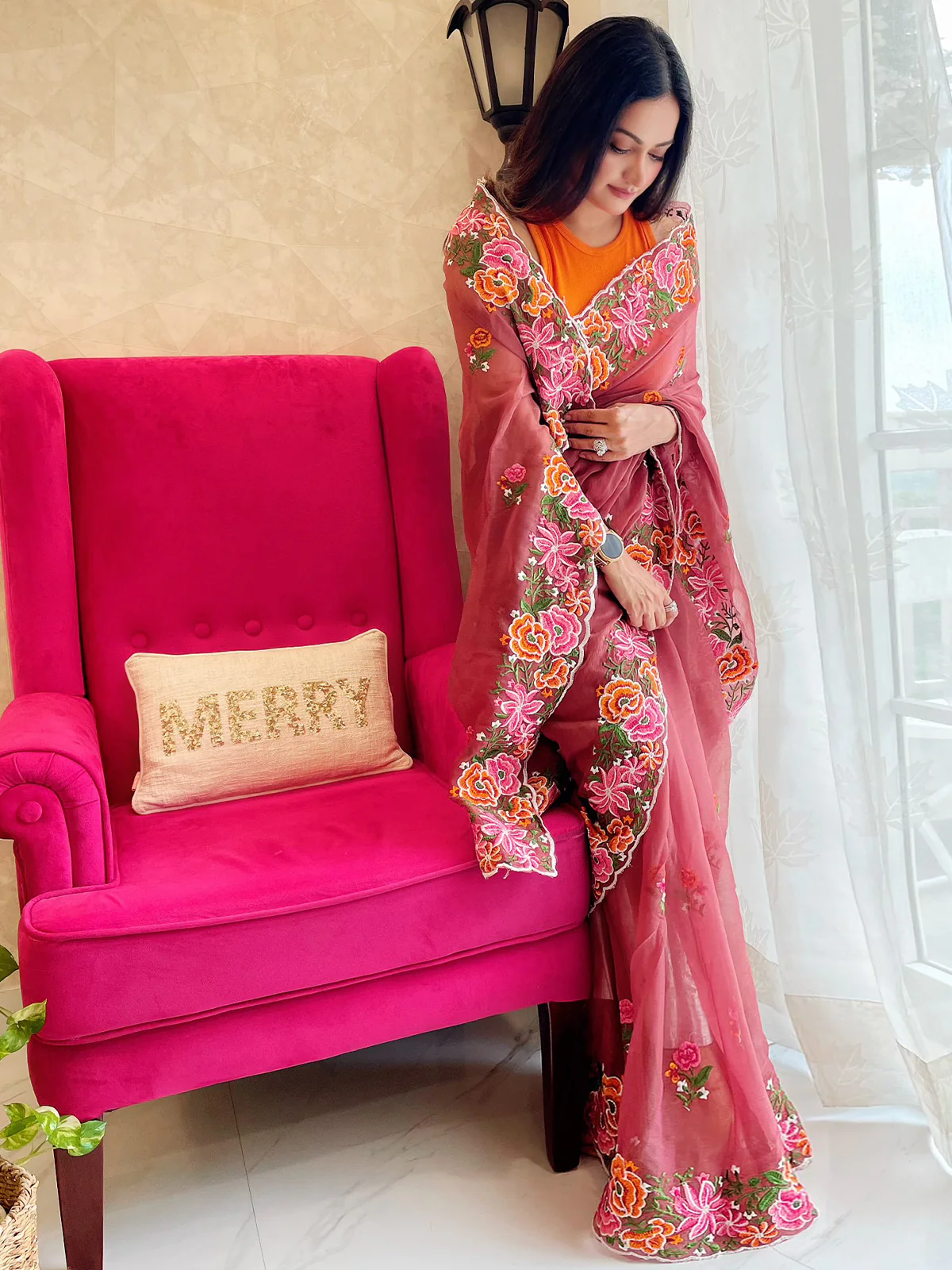 Odette Peach Organza Saree with unstitched Blouse For Women - Image 3