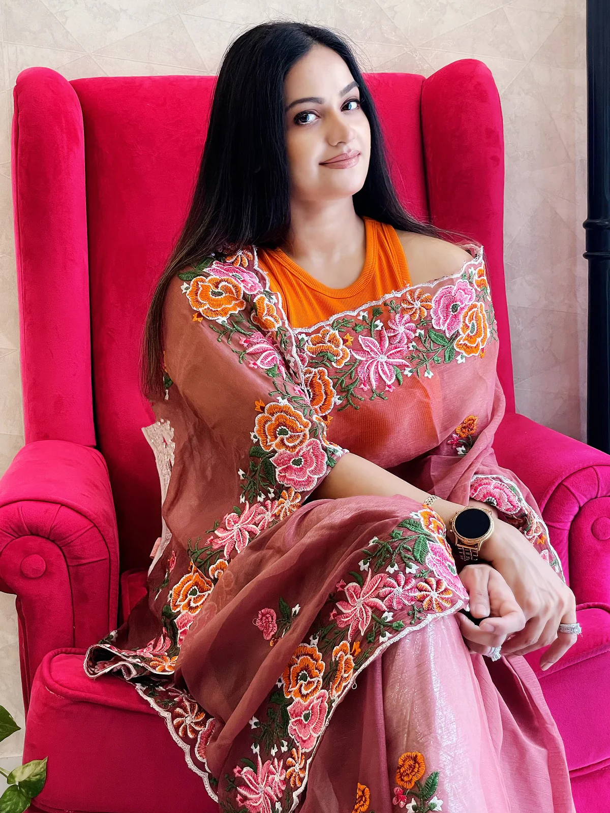Odette Peach Organza Saree with unstitched Blouse For Women - Image 4