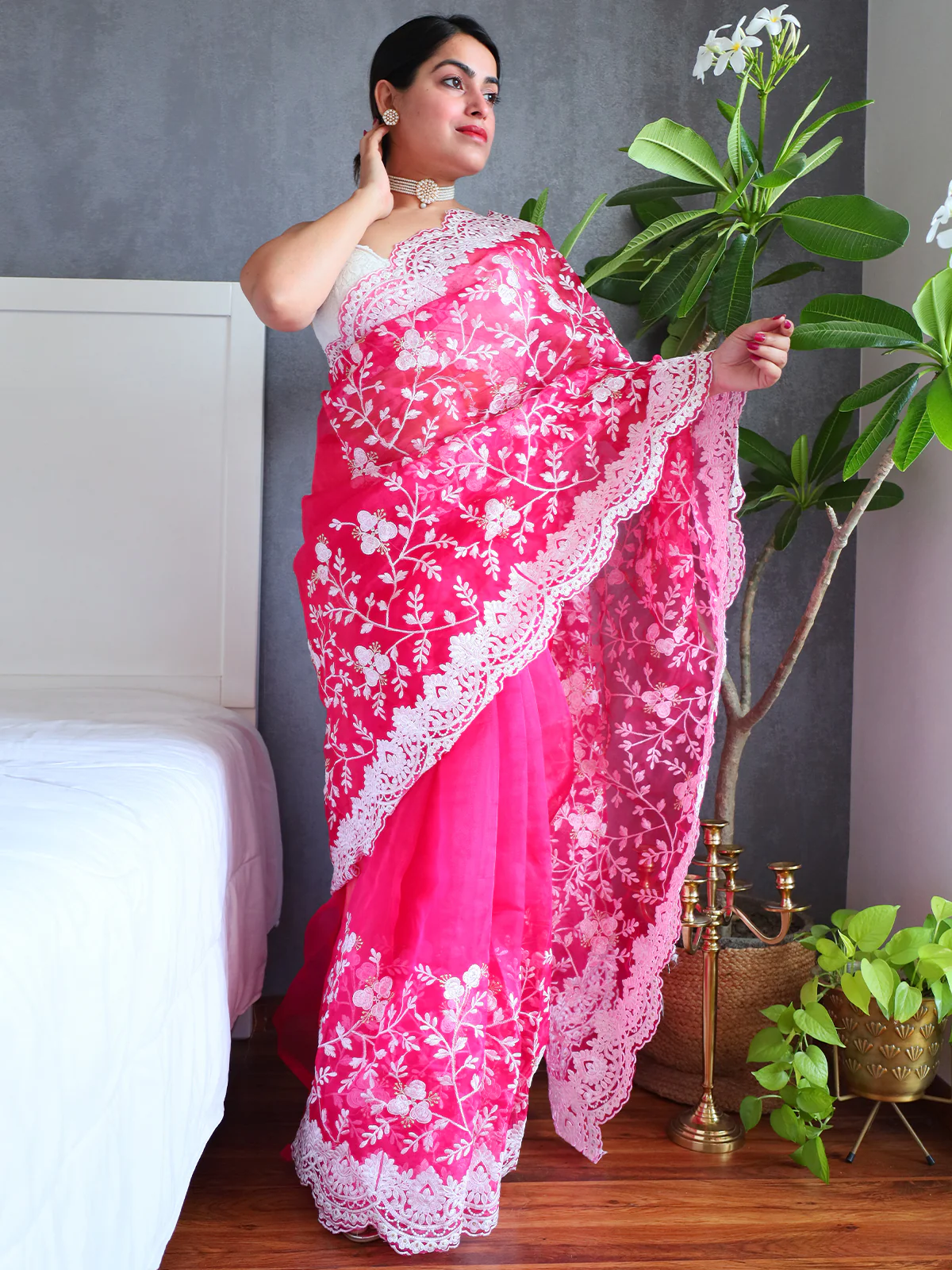 Odette Pink Organza  Saree with unstitched Blouse For Women - Image 2