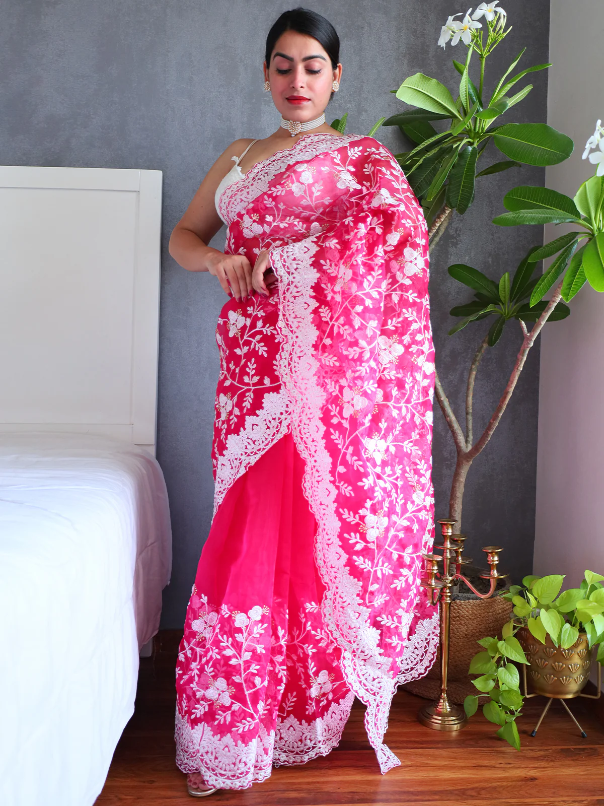 Odette Pink Organza  Saree with unstitched Blouse For Women - Image 3