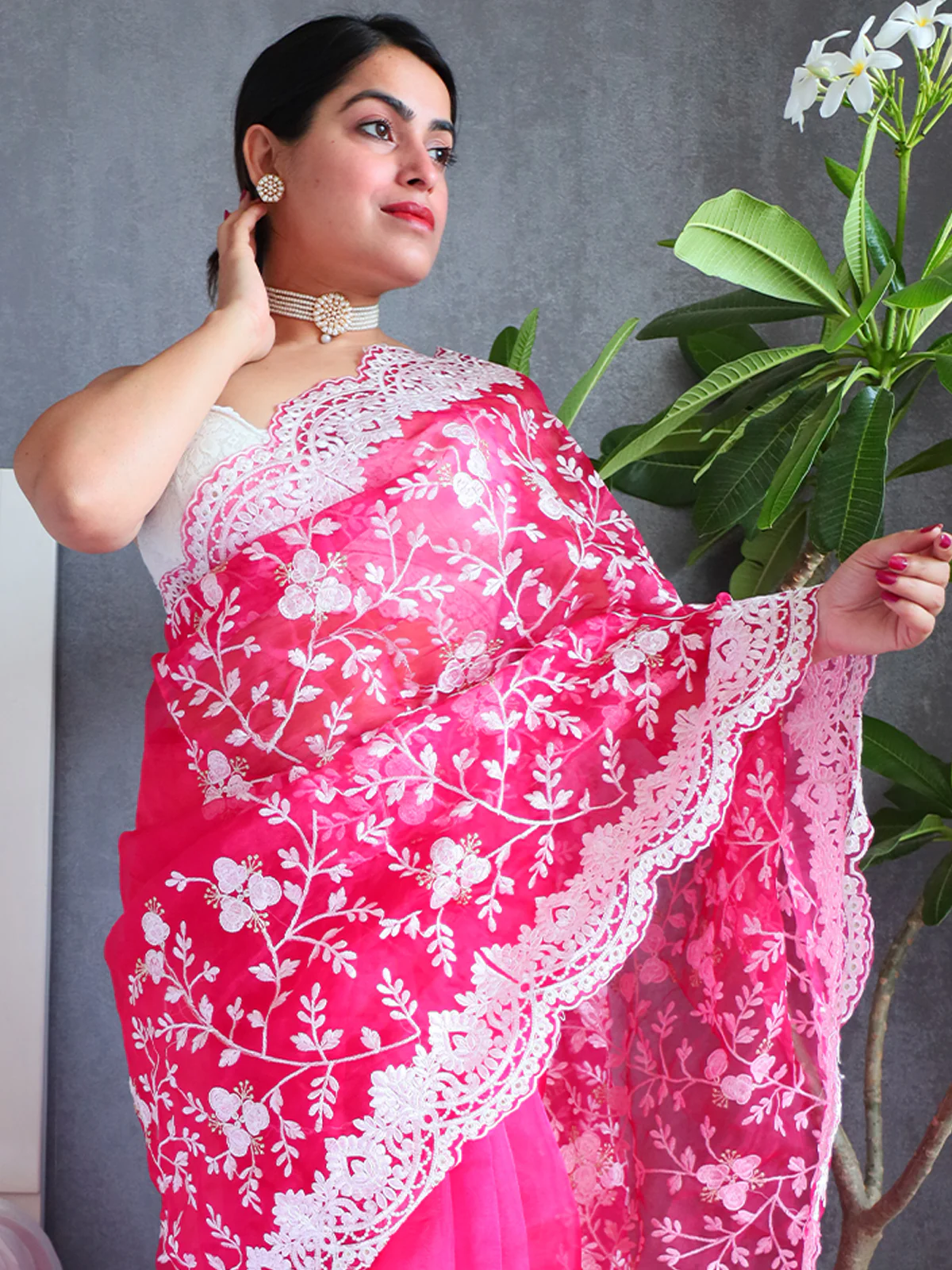 Odette Pink Organza  Saree with unstitched Blouse For Women - Image 6
