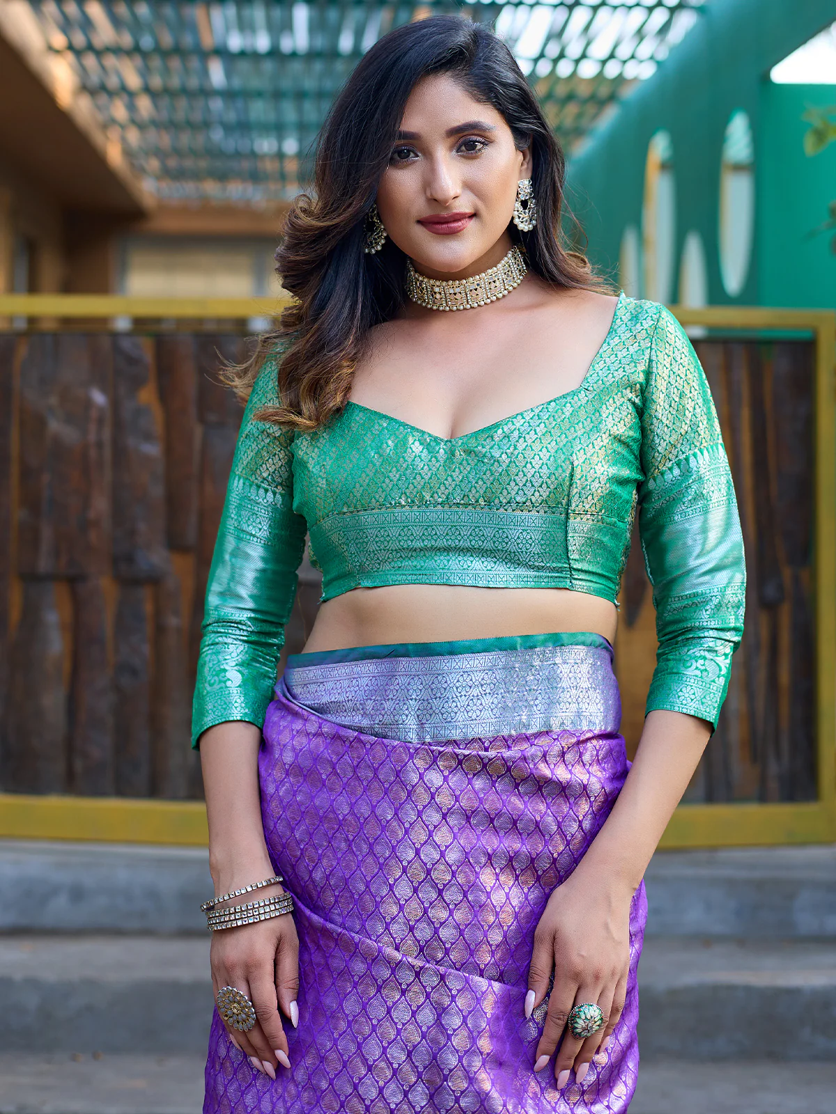 Odette Purple Banarasi Silk  Saree with unstitched Blouse For Women - Image 4