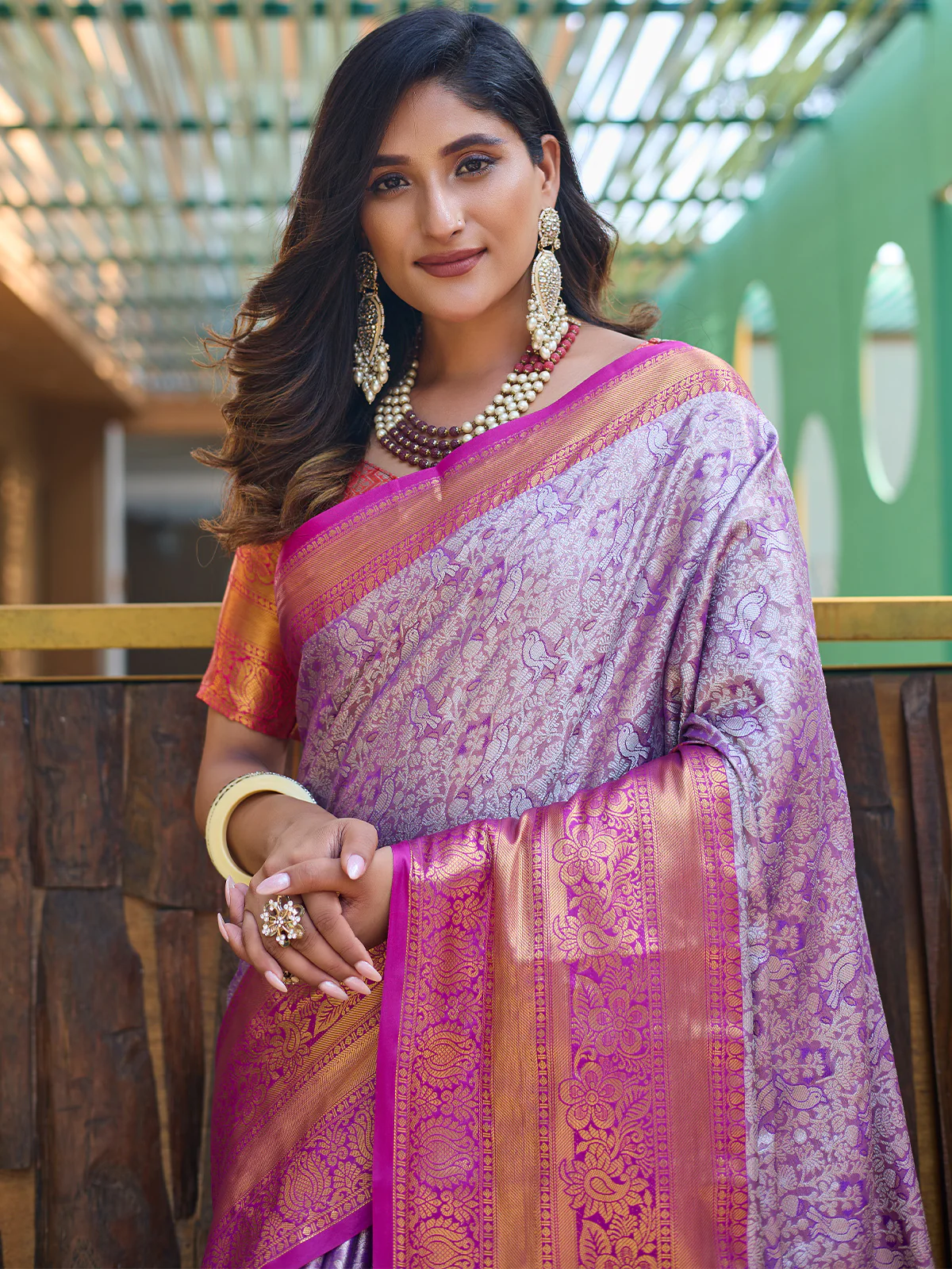 Odette Purple Silk  Saree with unstitched Blouse For Women - Image 3