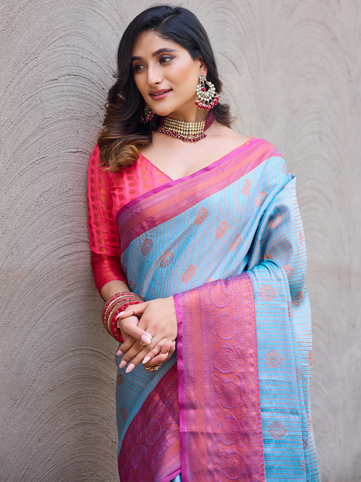 Odette Women's Blue Silk  Saree with unstitched Blouse - Image 4