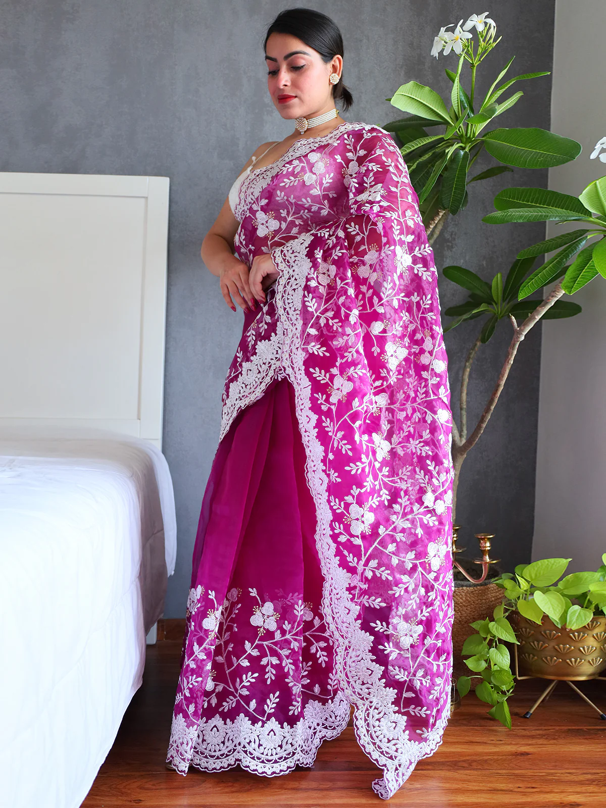 Odette Purple Organza Saree with unstitched Blouse For Women - Image 4