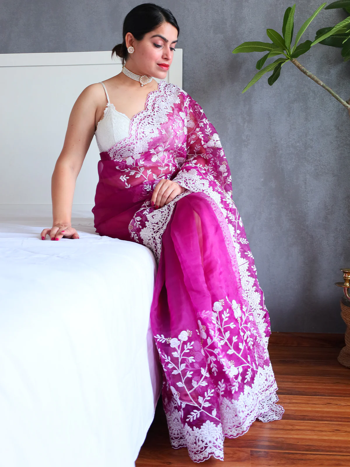 Odette Purple Organza Saree with unstitched Blouse For Women - Image 5
