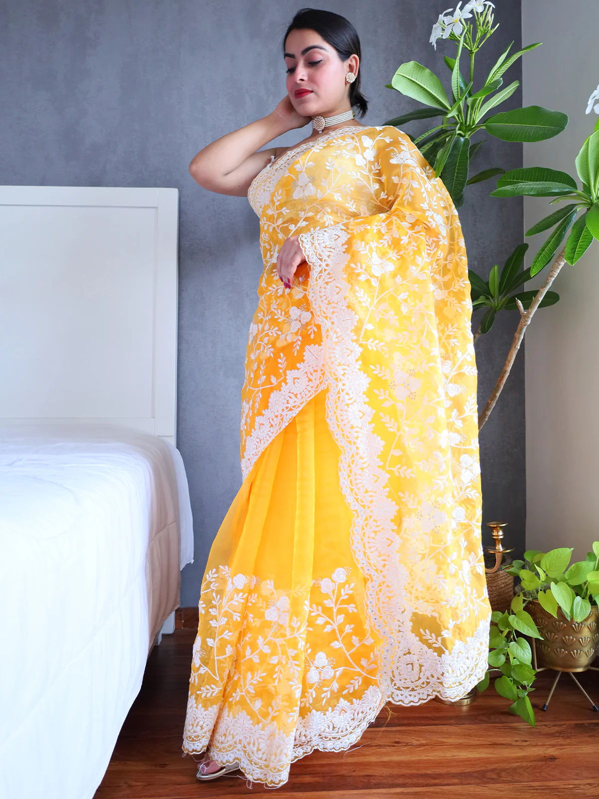 Odette Yellow Organza Saree with unstitched Blouse For Women - Image 3