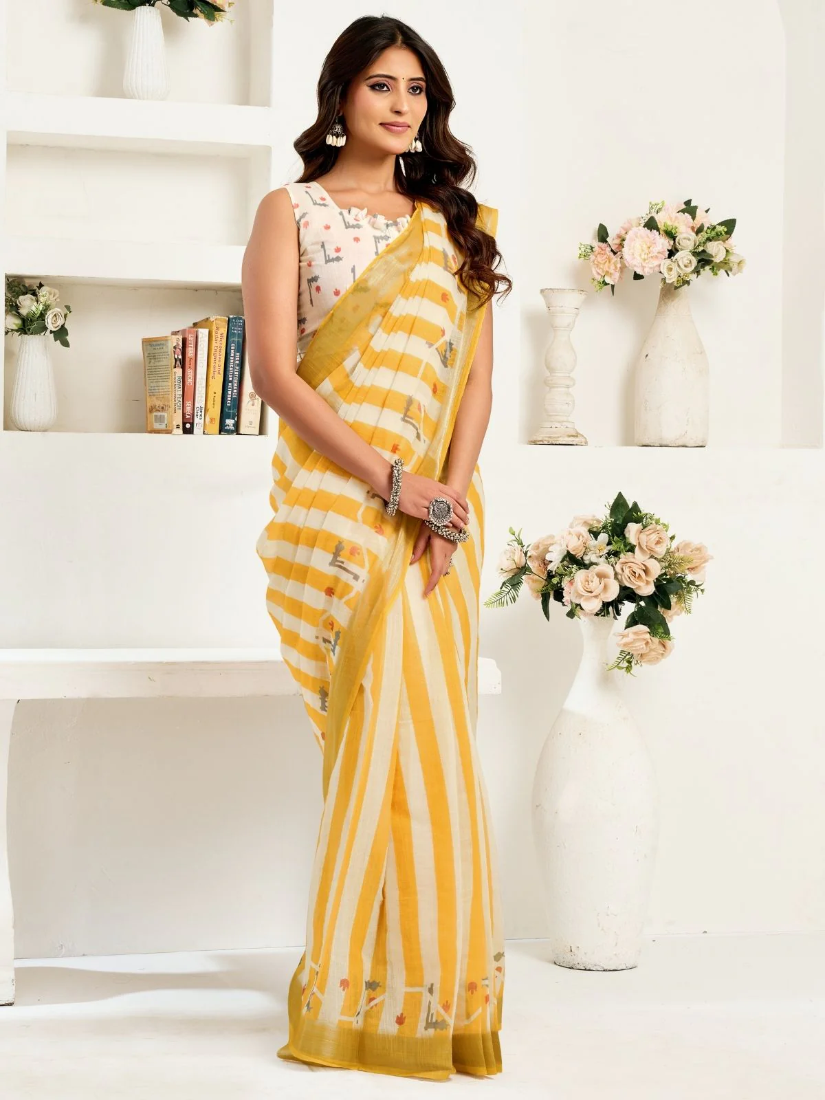 Odette Yellow Cotton Linen Zari Work Saree For Women - Image 2