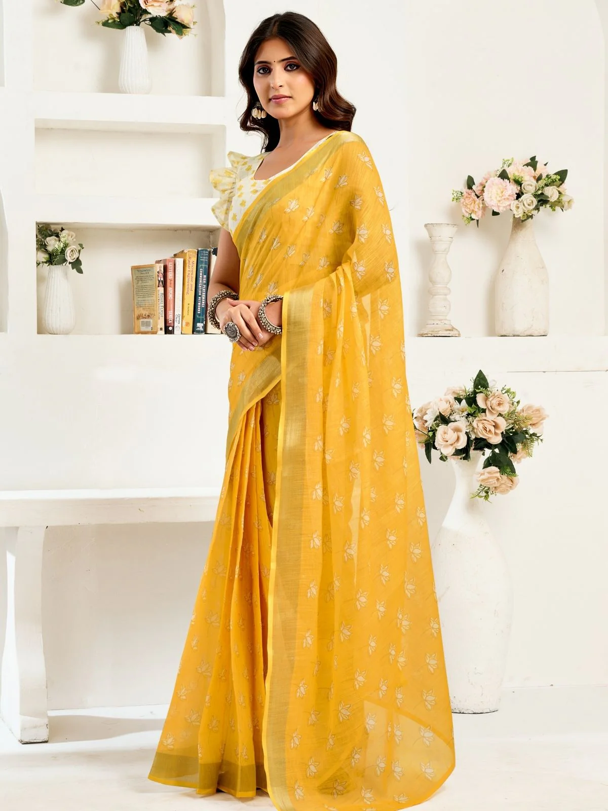 Odette Yellow Cotton Linen Zari Work Saree For Women - Image 3