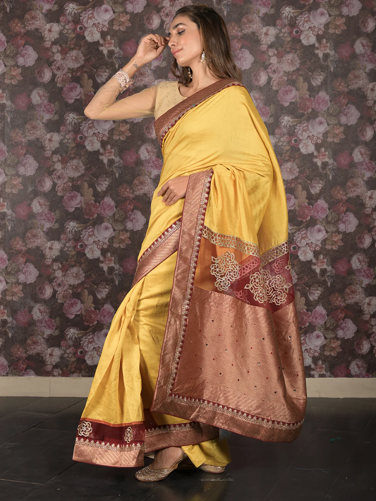 Odette Yellow Embellished Silk Blend Saree with Unstitched Blouse for Women - Image 3