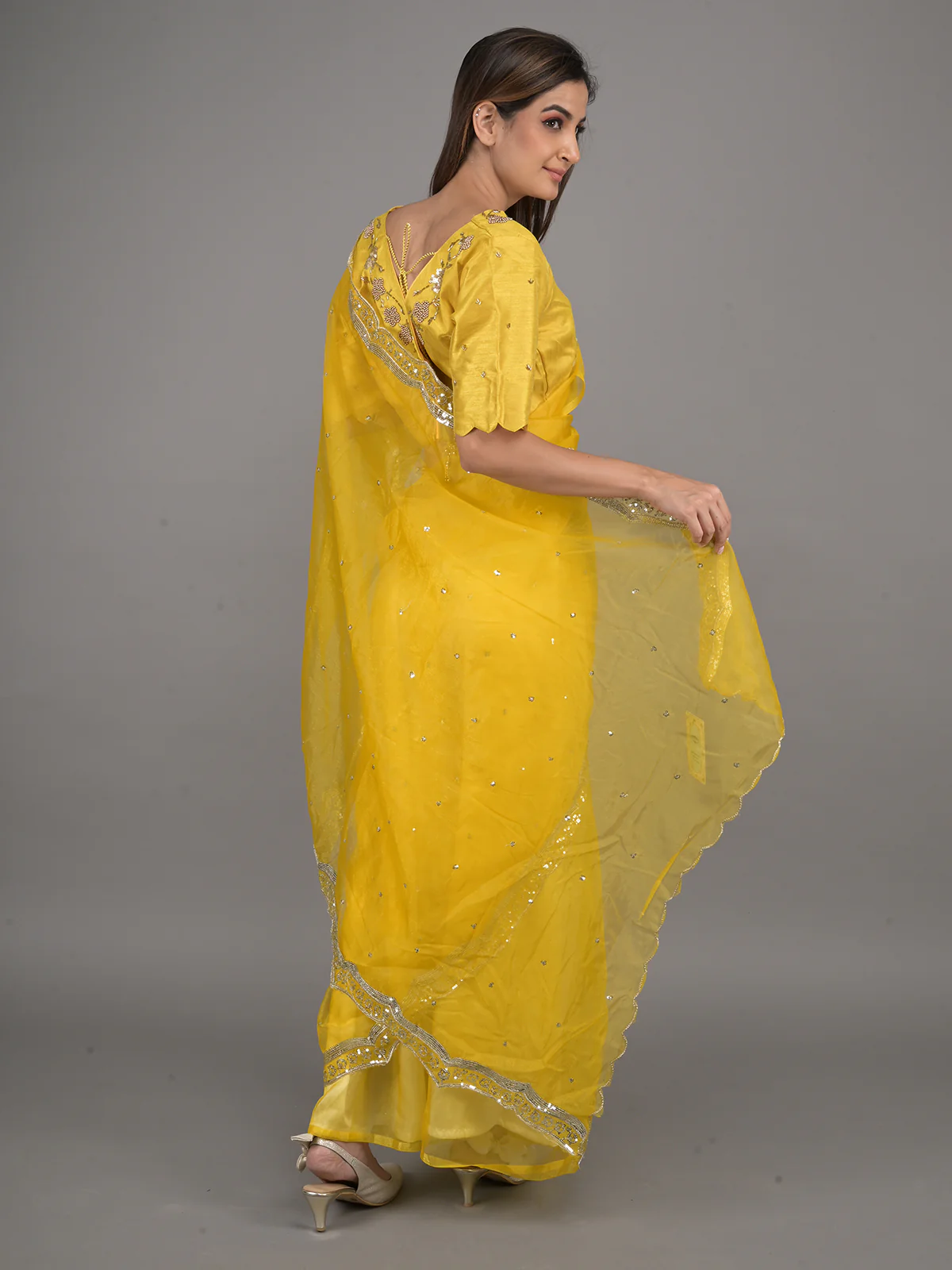 Odette Yellow Embroidered Organza Saree with Unstitched Blouse for Women - Image 3