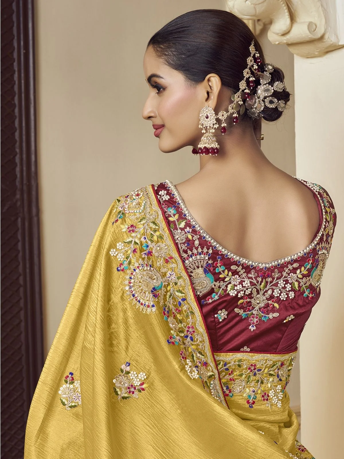Odette Yellow Georgette Embroidered Elegant Saree For Women - Image 3