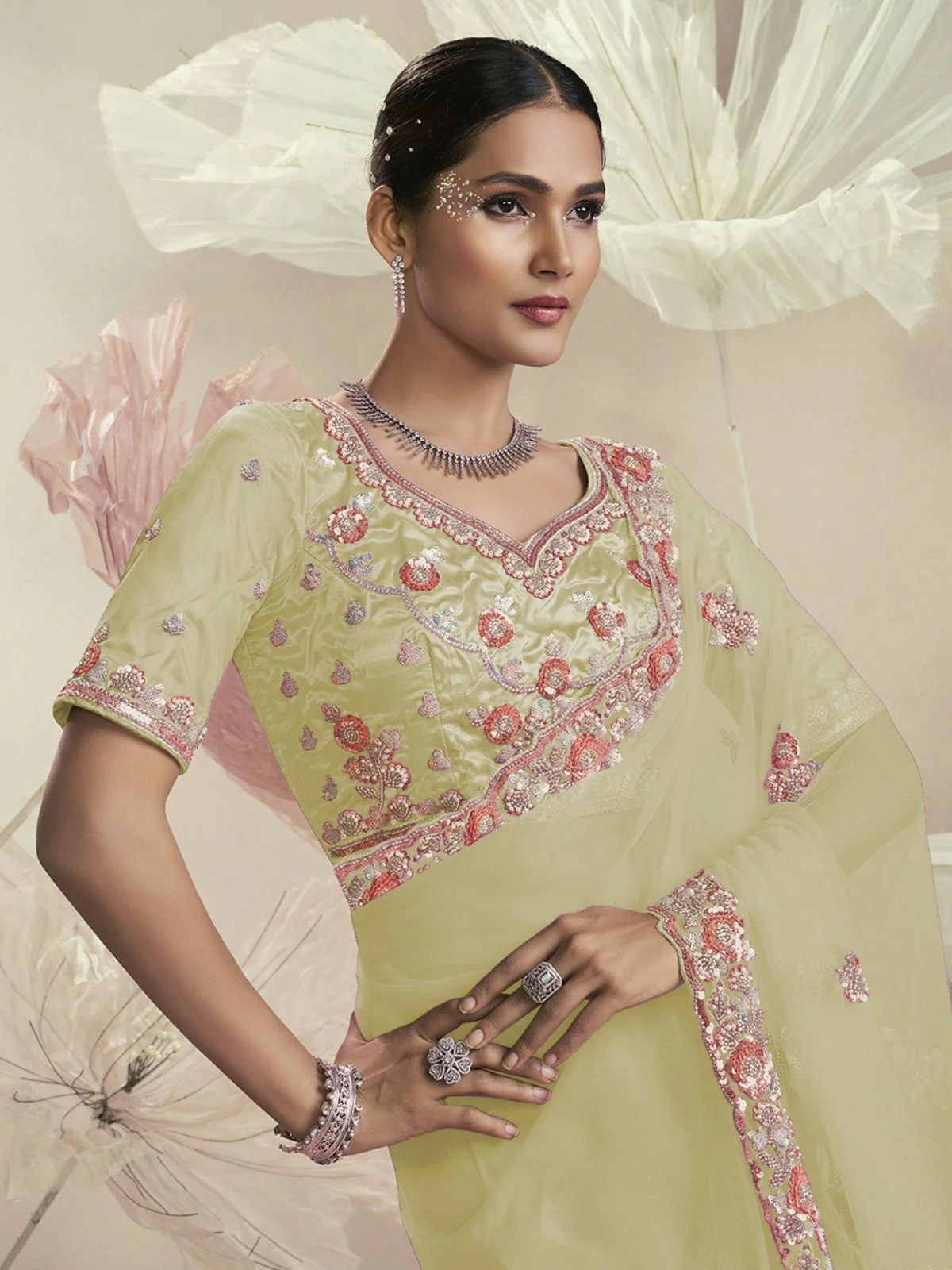Odette Yellow Net Embellished Elegant Saree For Women - Image 3
