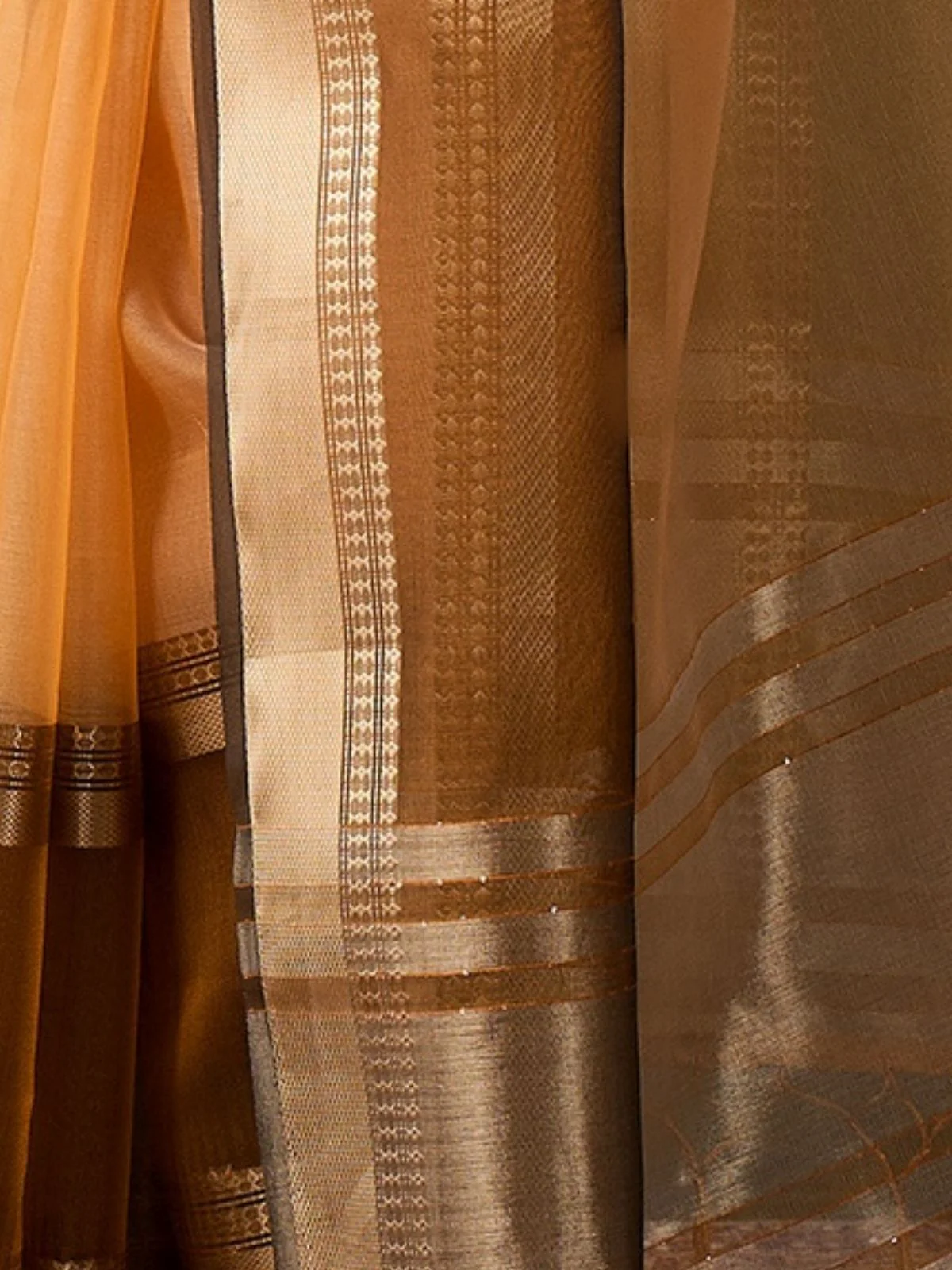 Odette Yellow Organza Woven Saree With Unstitched Blouse For Women - Image 5